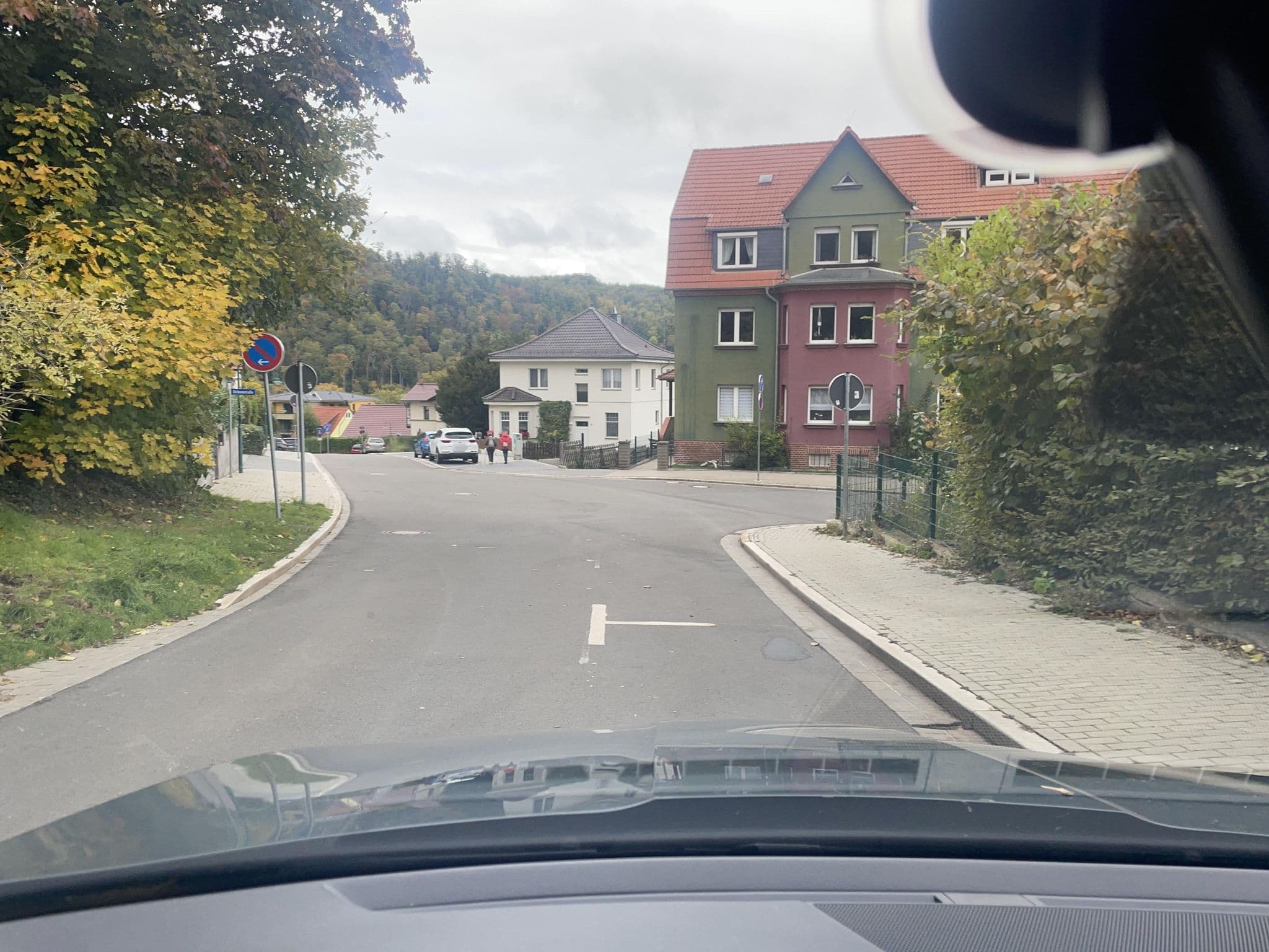 Street view near Ferienwohnung am Bodetal, Thale — © surveyor99 (CC BY-SA · Mapillary)