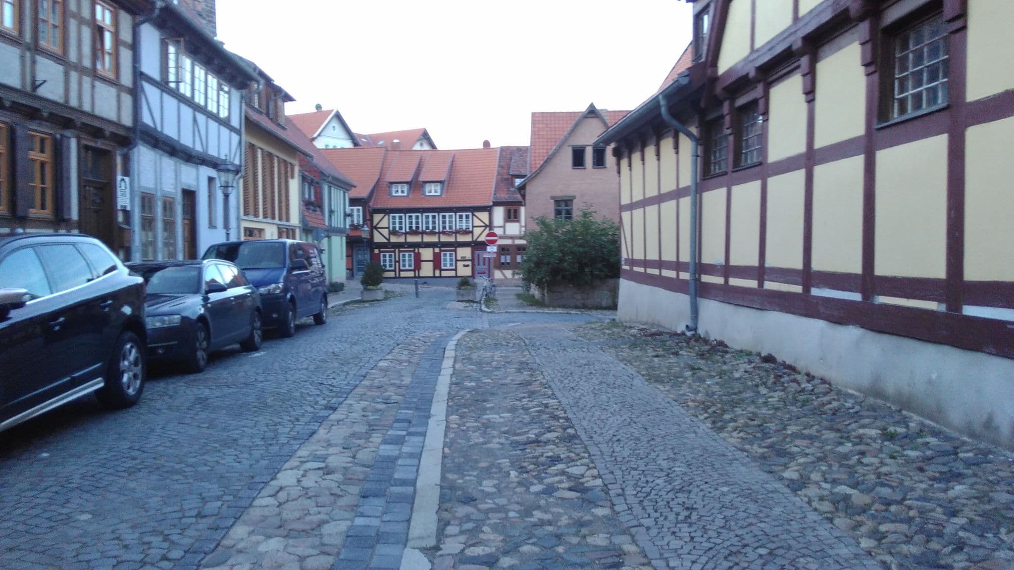 Street view near DJH Jugendherberge Quedlinburg, Quedlinburg — © zuse (CC BY-SA · Mapillary)