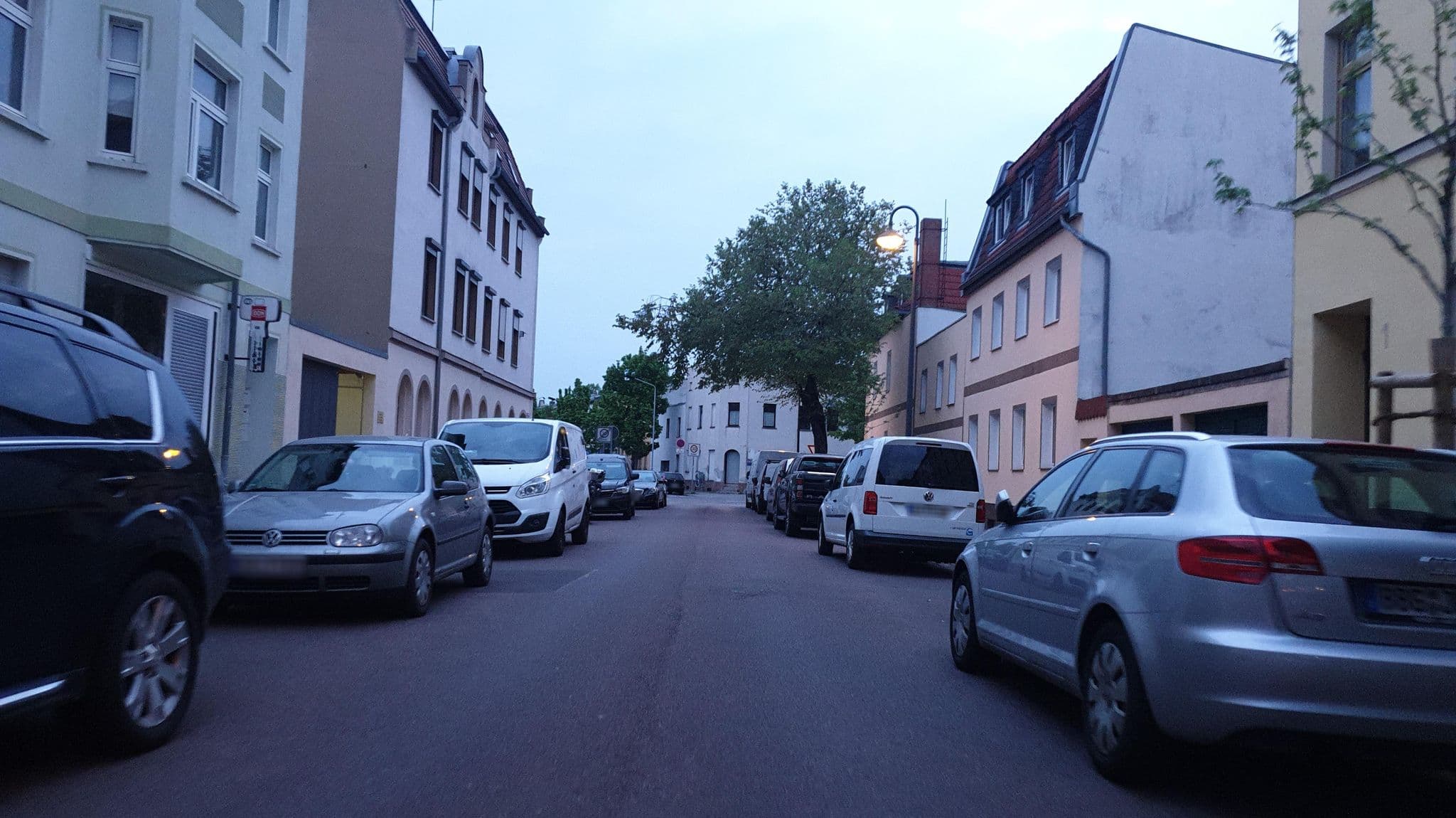 Street view near Ferienwohnung Bernburg Dasbach, Bernburg — © anubisbbg (CC BY-SA · Mapillary)