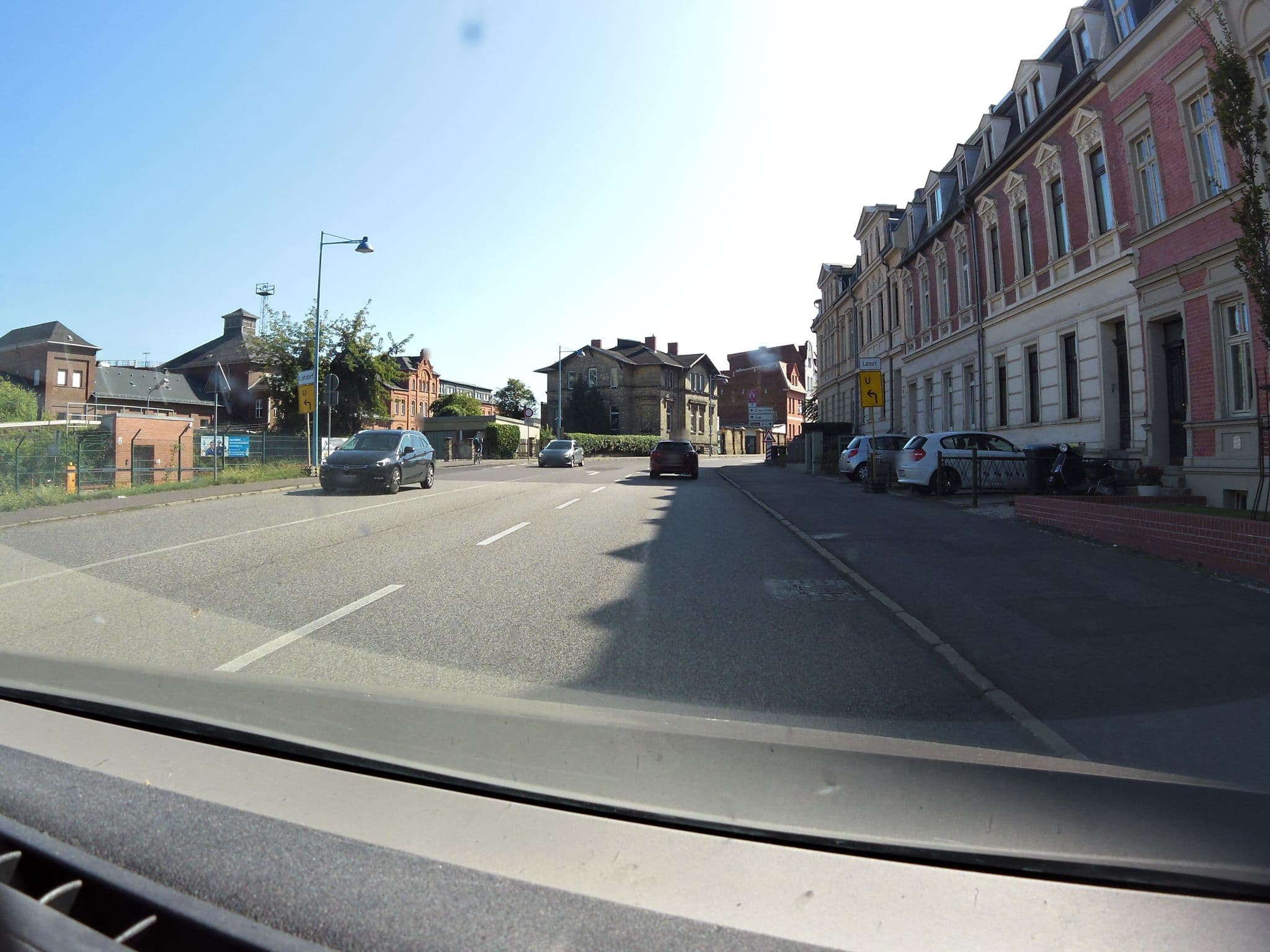 Street view near Jethon Studio-Appartement, Bernburg — © zoegglmeyr (CC BY-SA · Mapillary)