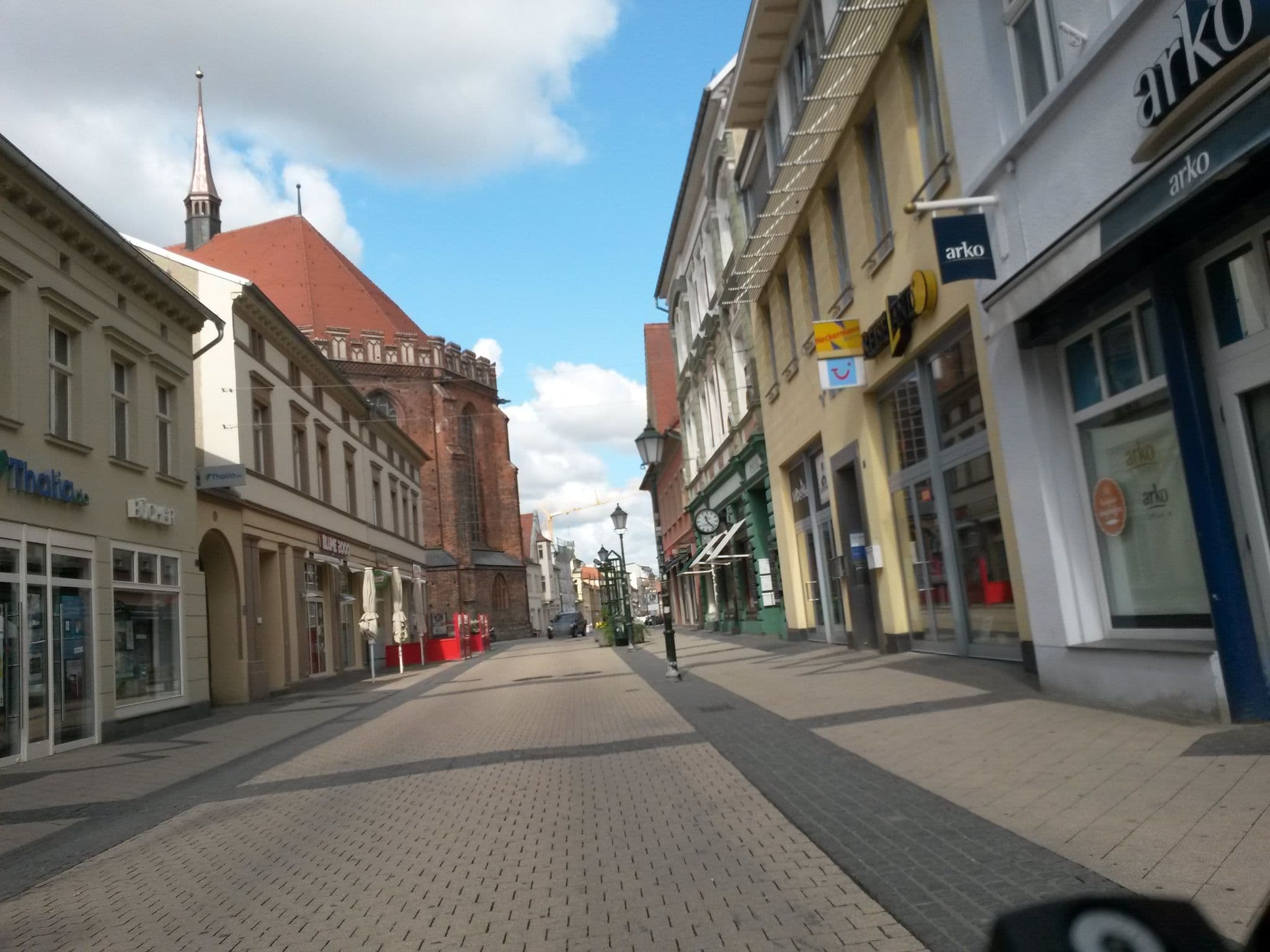 Street view near Atrium, Stendal — © rausk (CC BY-SA · Mapillary)