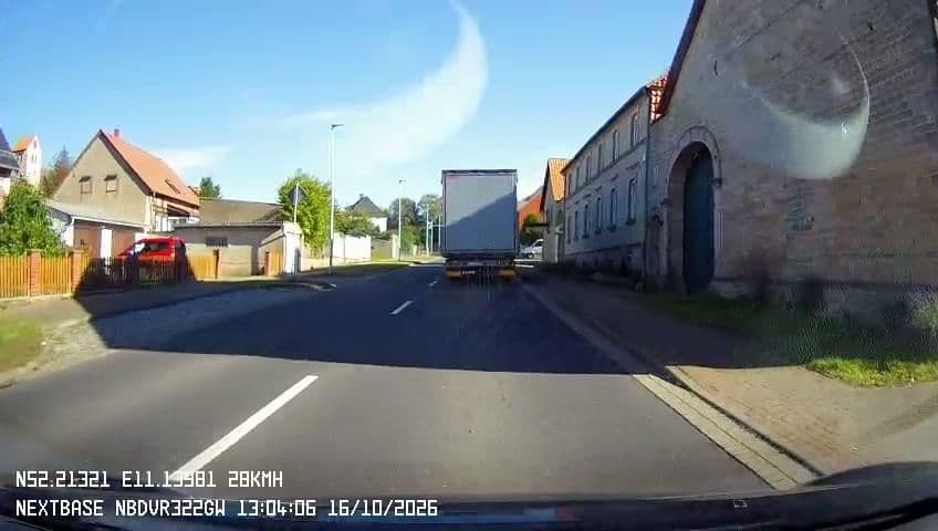 Street view near Allerhof, Wefensleben — © derlipper (CC BY-SA · Mapillary)