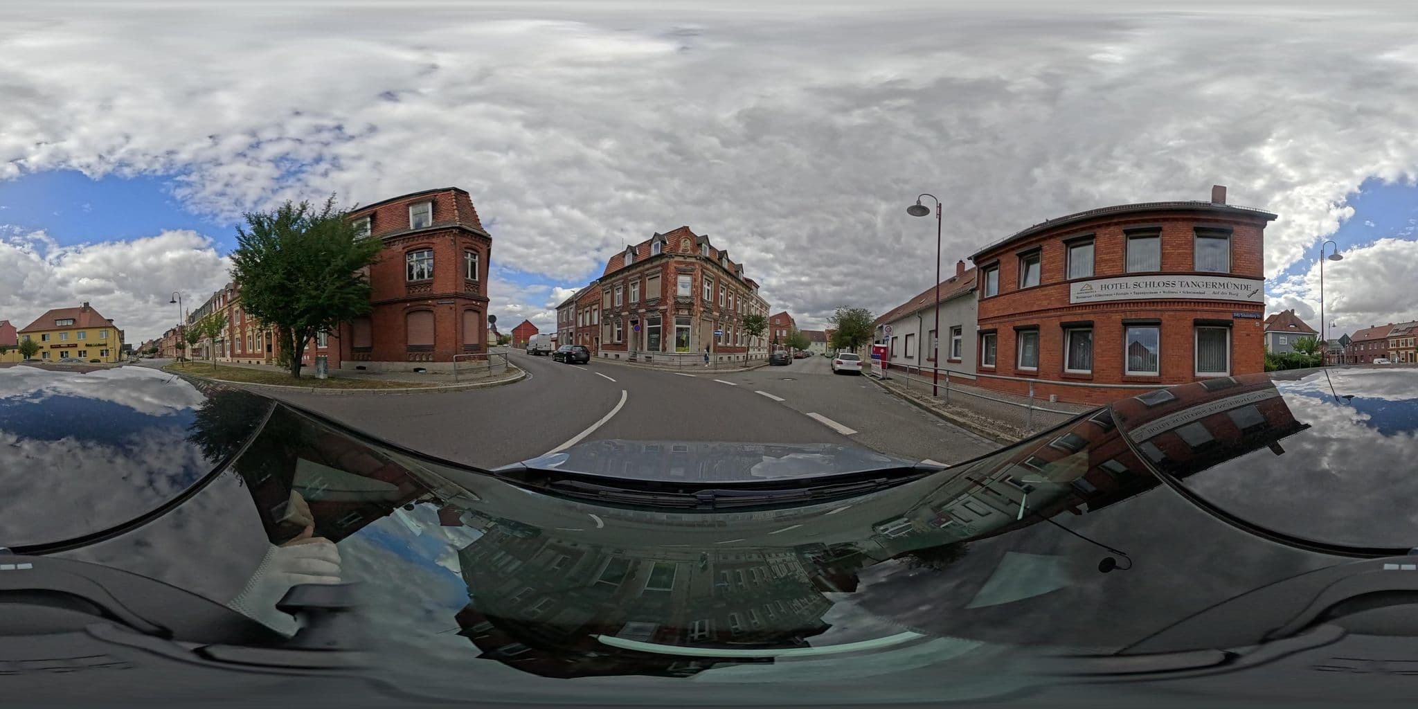 Street view near Aragon-Hotel-Garni, Tangermünde — © poxonline (CC BY-SA · Mapillary)