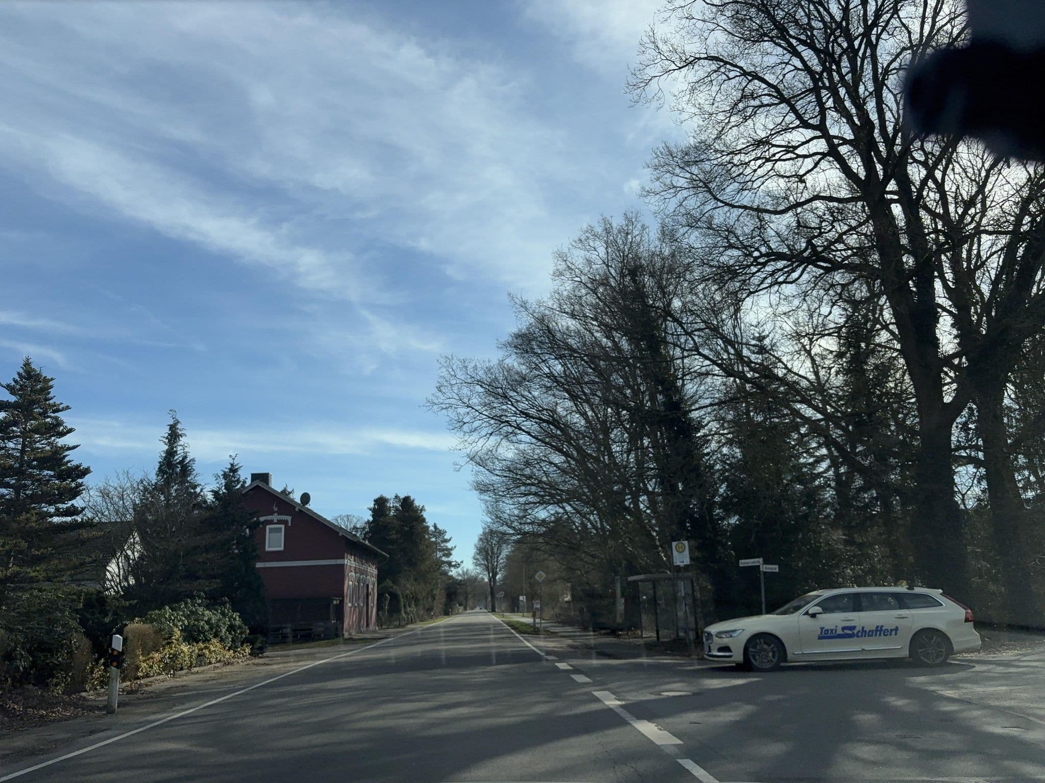 Street view near Hotel Zum Lindenhof, Grasberg — © Karinaclang (CC BY-SA · Mapillary)