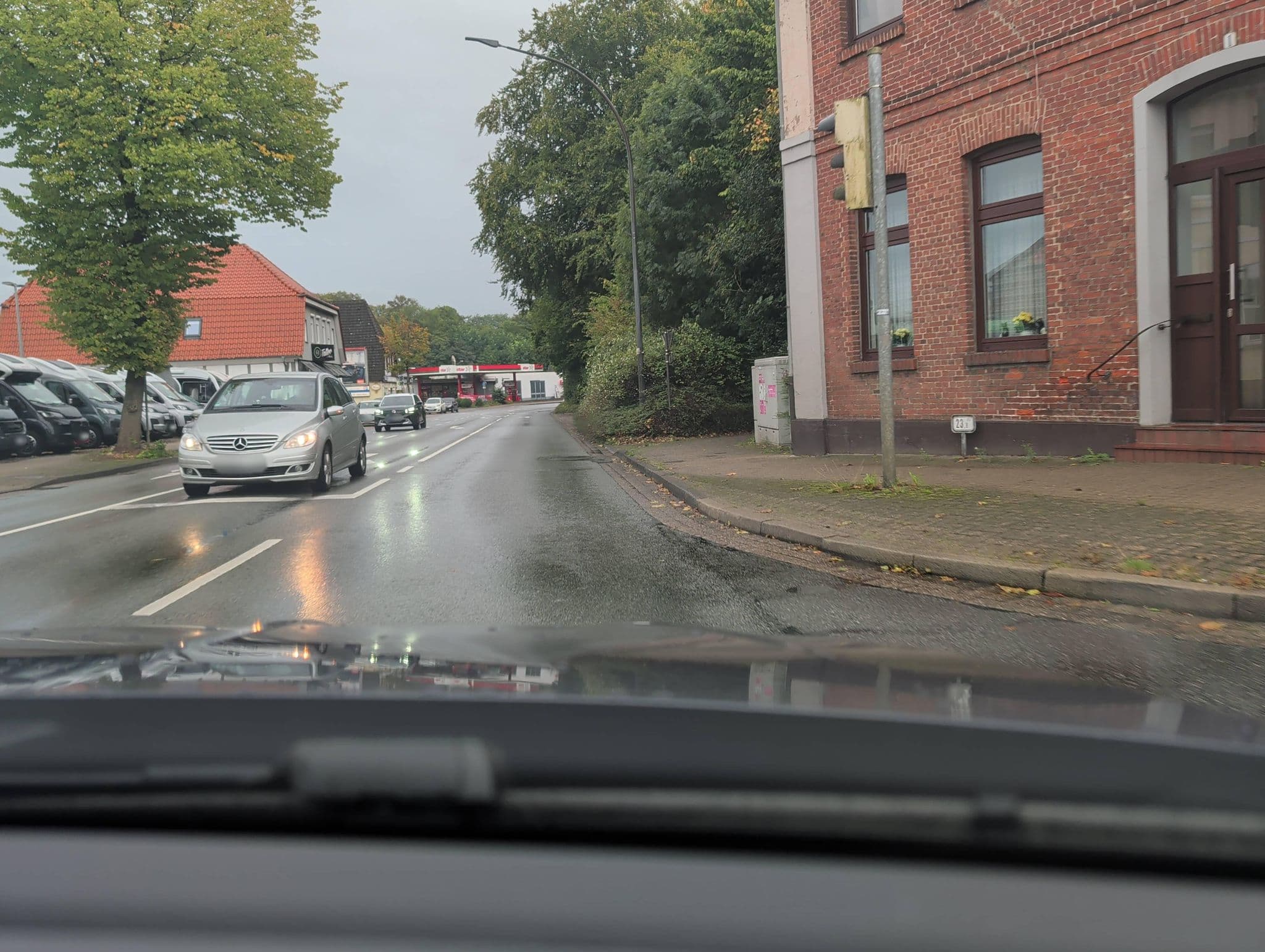 Street view near Jäger Heike und Reiner, Bremervörde — © AlexF999 (CC BY-SA · Mapillary)