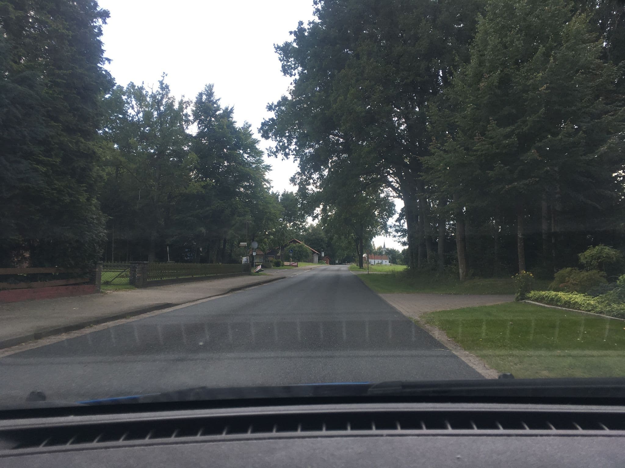 Street view near Gästehaus Bommelsen, Bomlitz — © hotteliene (CC BY-SA · Mapillary)
