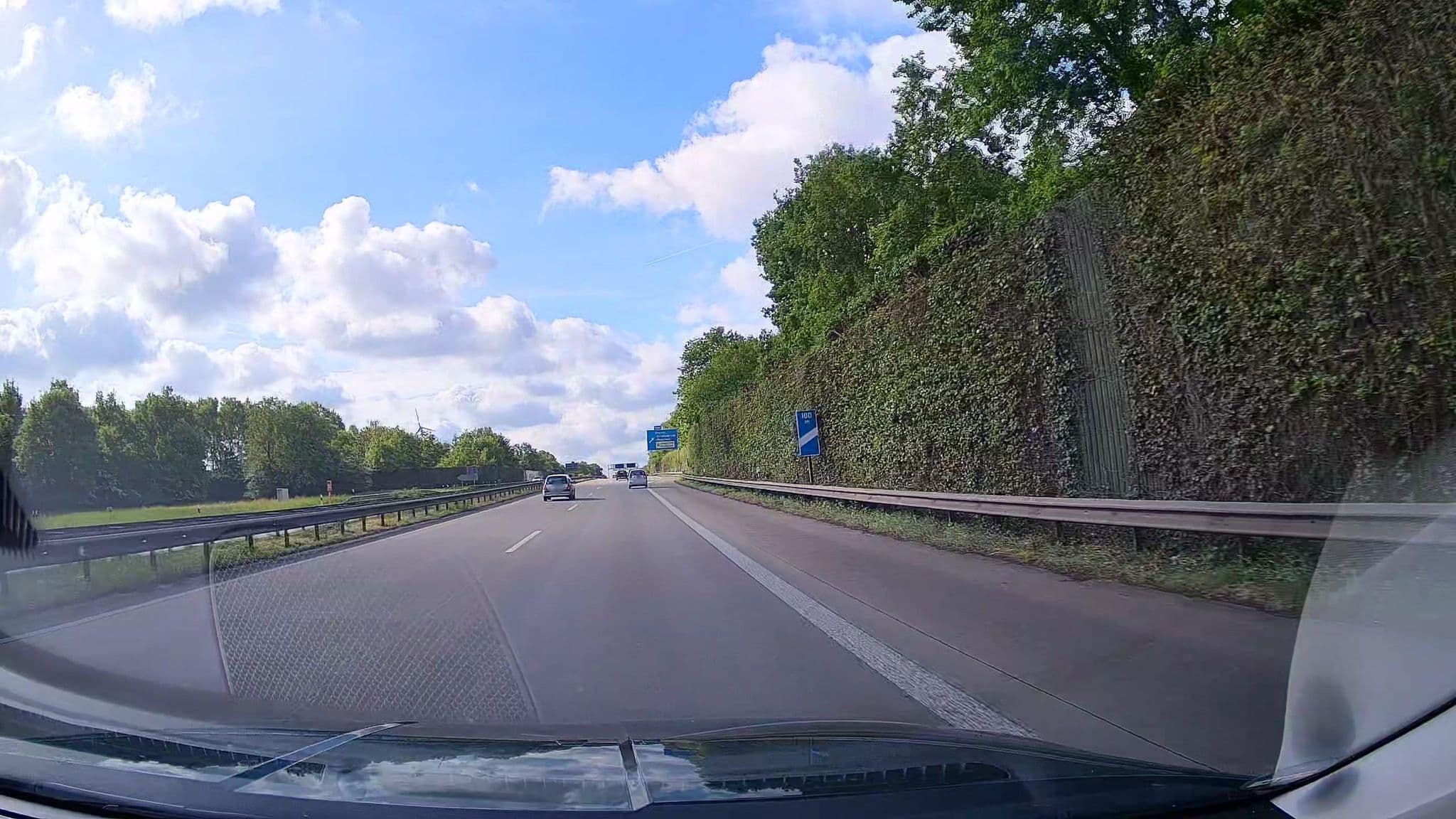 Street view near F1 Hotel Bremen-Ost, Oyten — © StefanS79 (CC BY-SA · Mapillary)