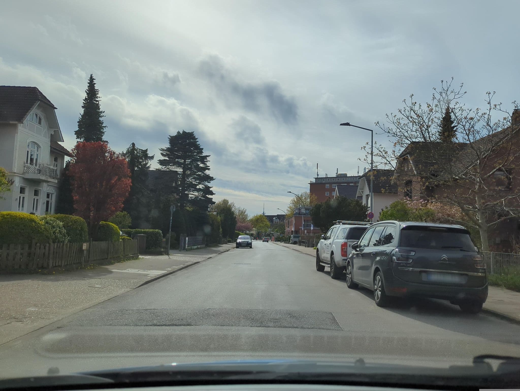 Street view near bed & Breakfast Wedel Ingrid und Frank Homrich, Wedel — © hotteliene (CC BY-SA · Mapillary)