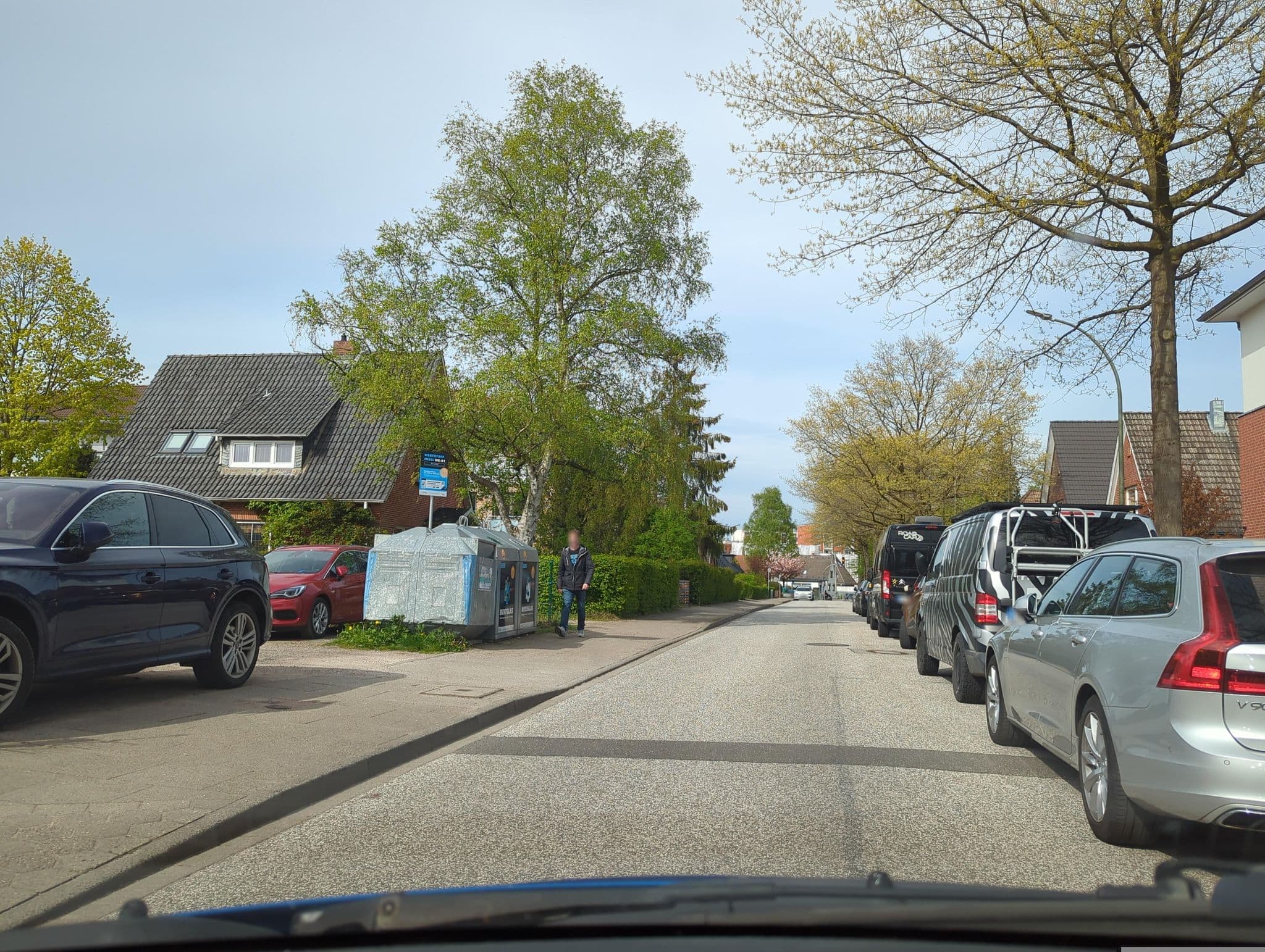 Street view near Apartment Lohhof, Wedel — © hotteliene (CC BY-SA · Mapillary)