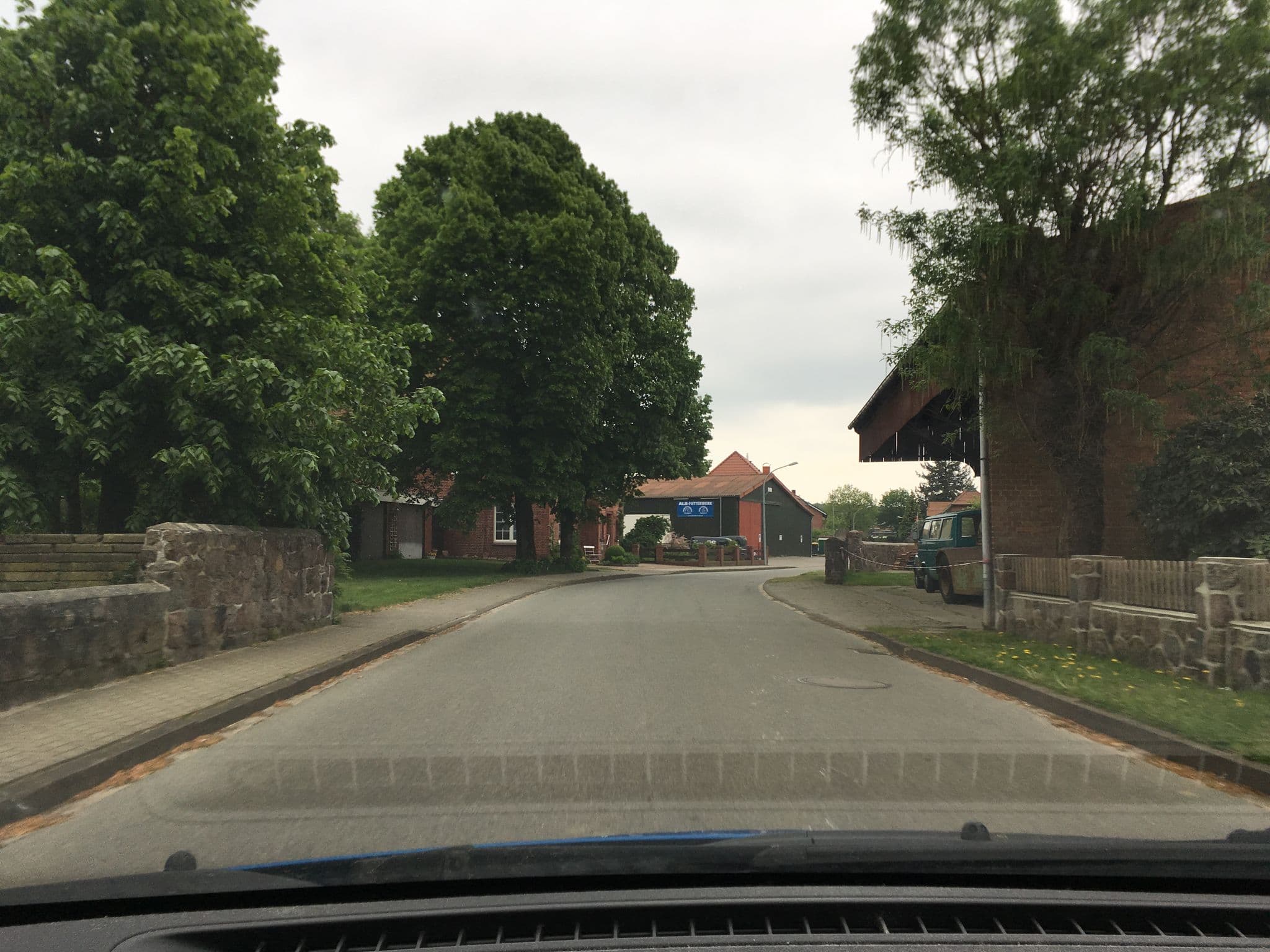 Street view near Gästezimmer Brackel, Marxen — © hotteliene (CC BY-SA · Mapillary)