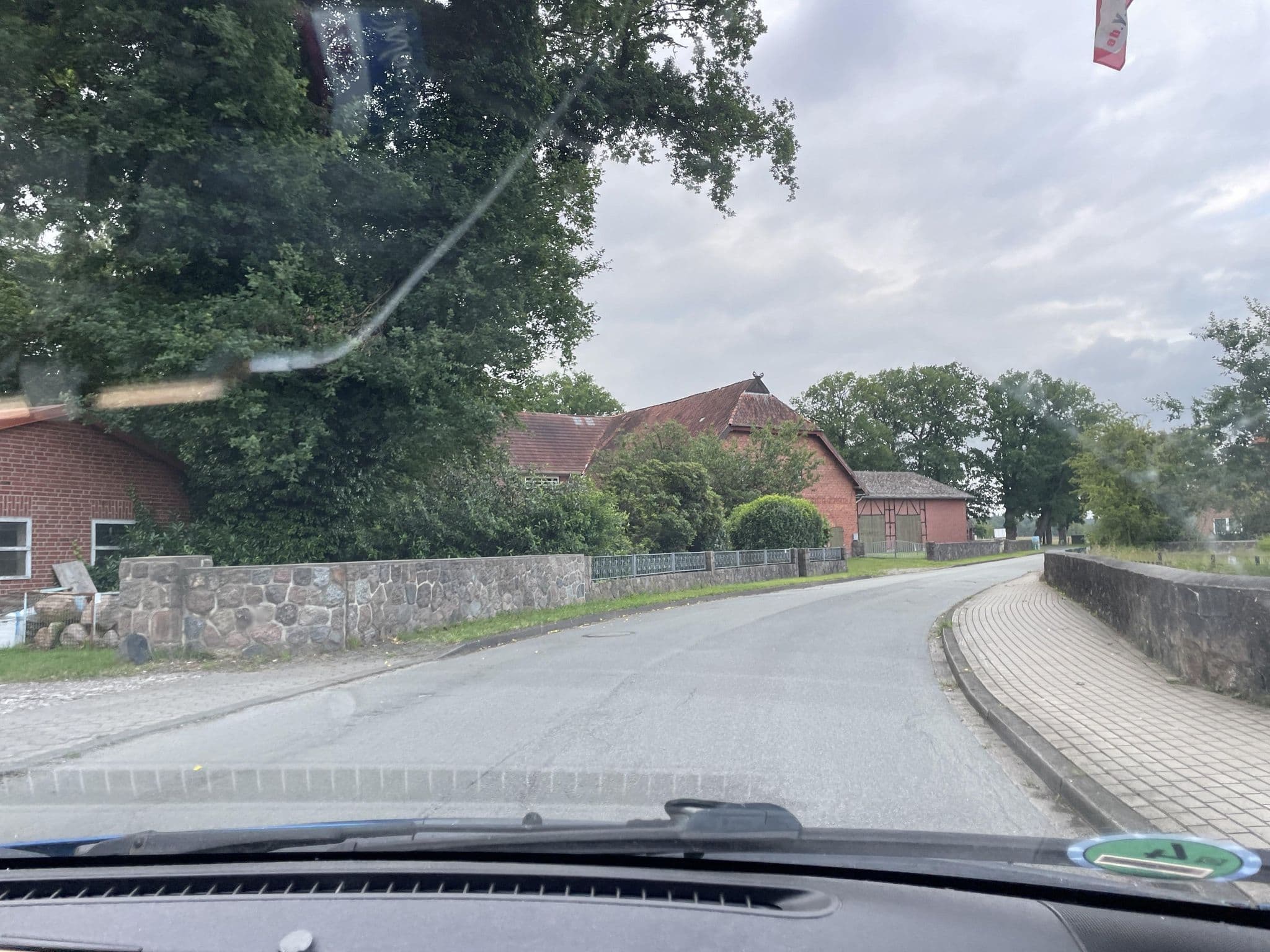 Street view near Familienunterkunft Nähe Hamburg, Marxen — © hotteliene (CC BY-SA · Mapillary)