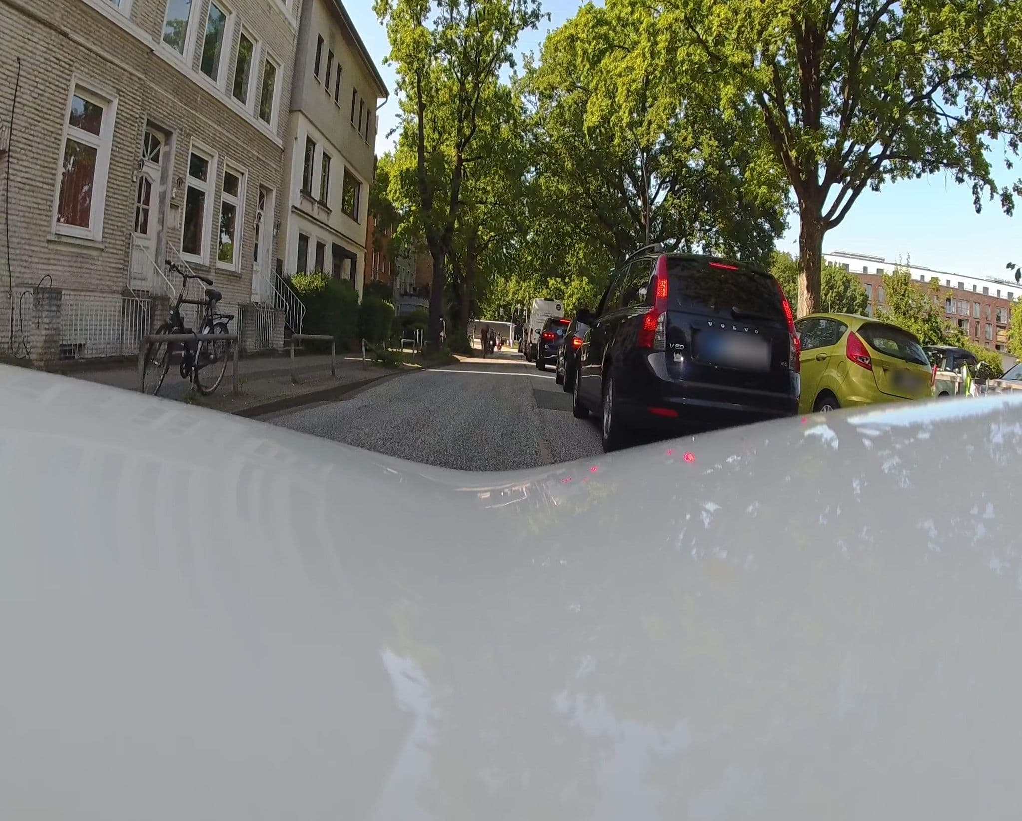 Street view near Monteurwohnungen Hankel Hamburg, Ottensen — © TKrz (CC BY-SA · Mapillary)