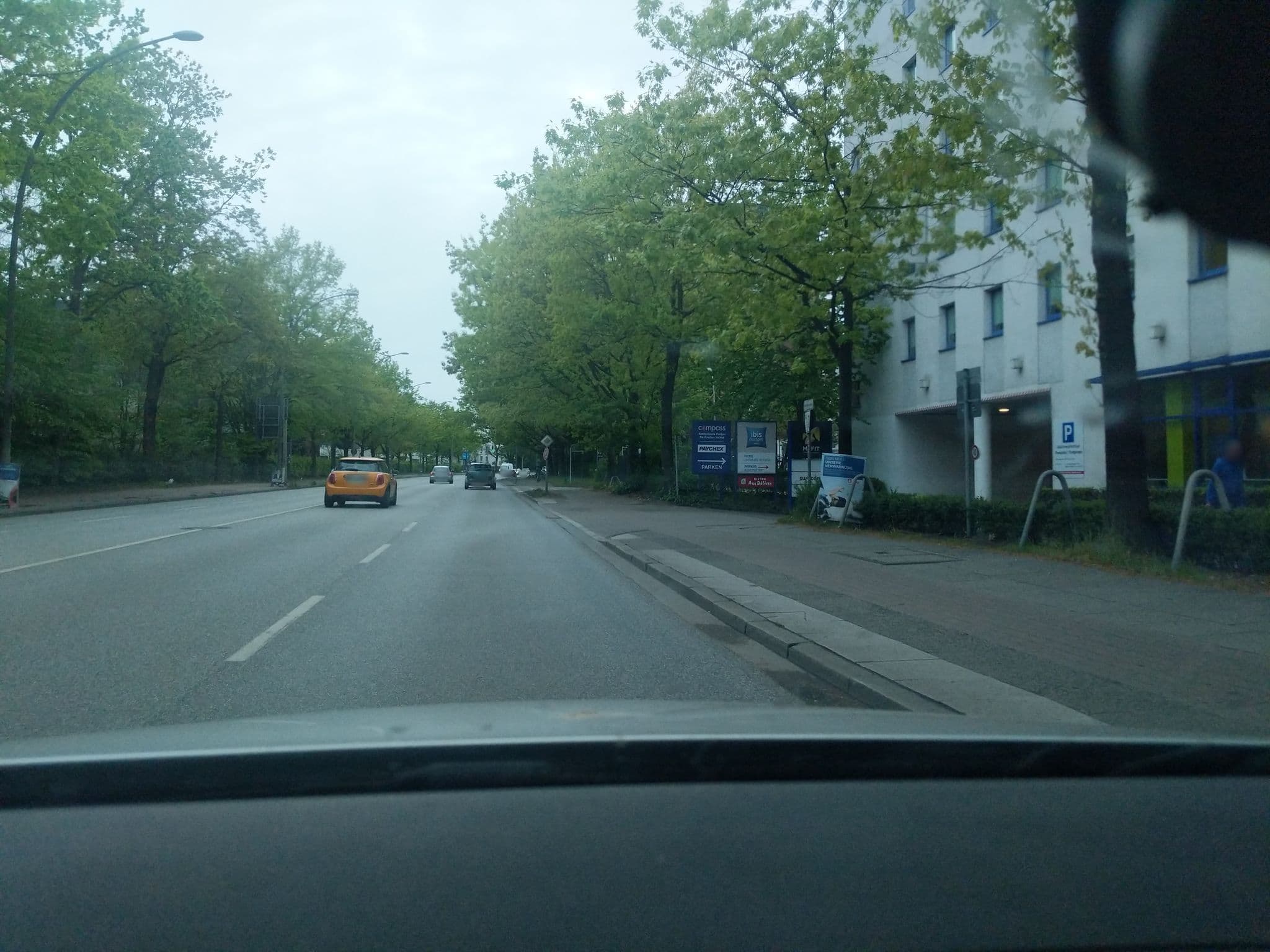 Street view near Kasha Hotel Management GmbH, Altona-Nord — © nesshof (CC BY-SA · Mapillary)