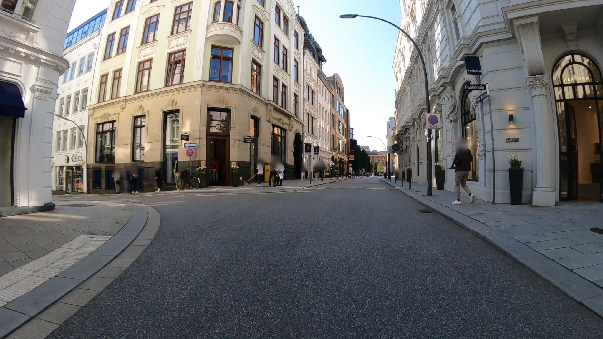 Street view near Suite 401, Neustadt — © veloroute_hamburg (CC BY-SA · Mapillary)