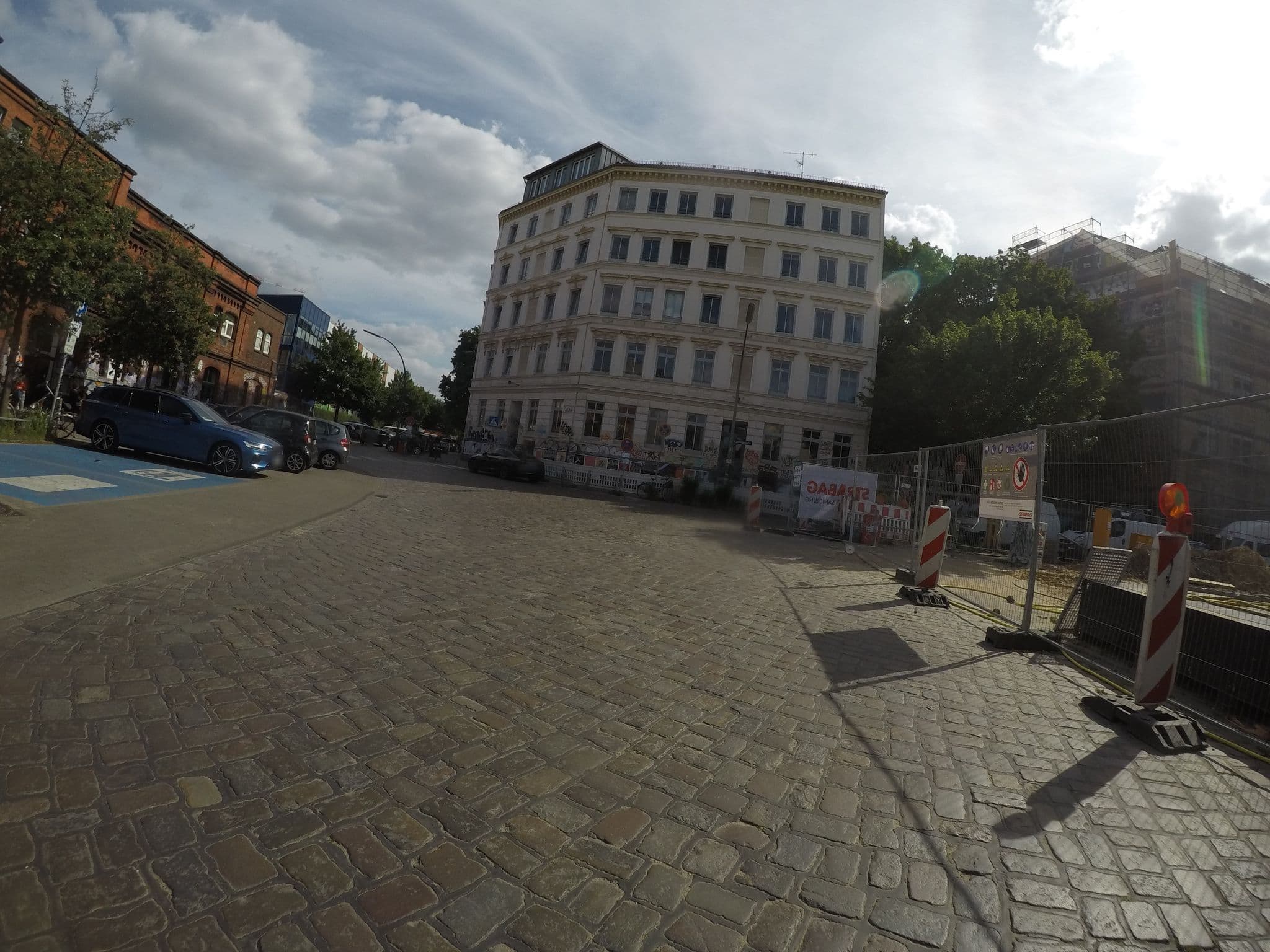 Street view near Bloomimages (Toilet), Sternschanze — © veloroute_hamburg (CC BY-SA · Mapillary)