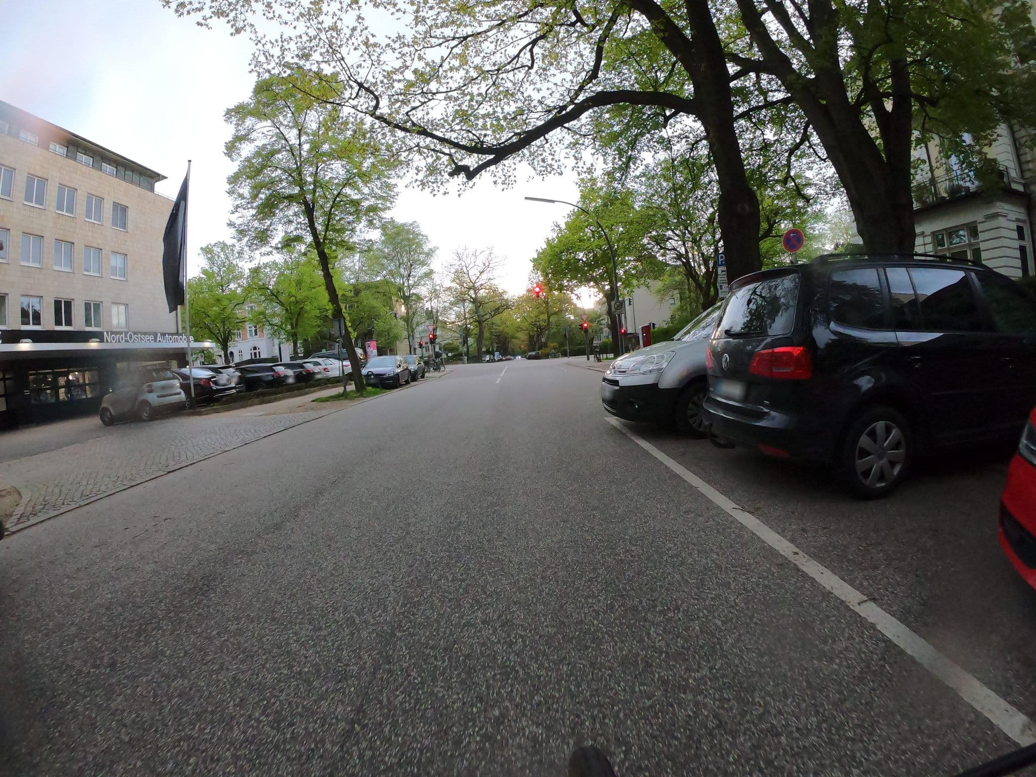 Street view near Apartment (Das), Harvestehude — © 2ce5345 (CC BY-SA · Mapillary)