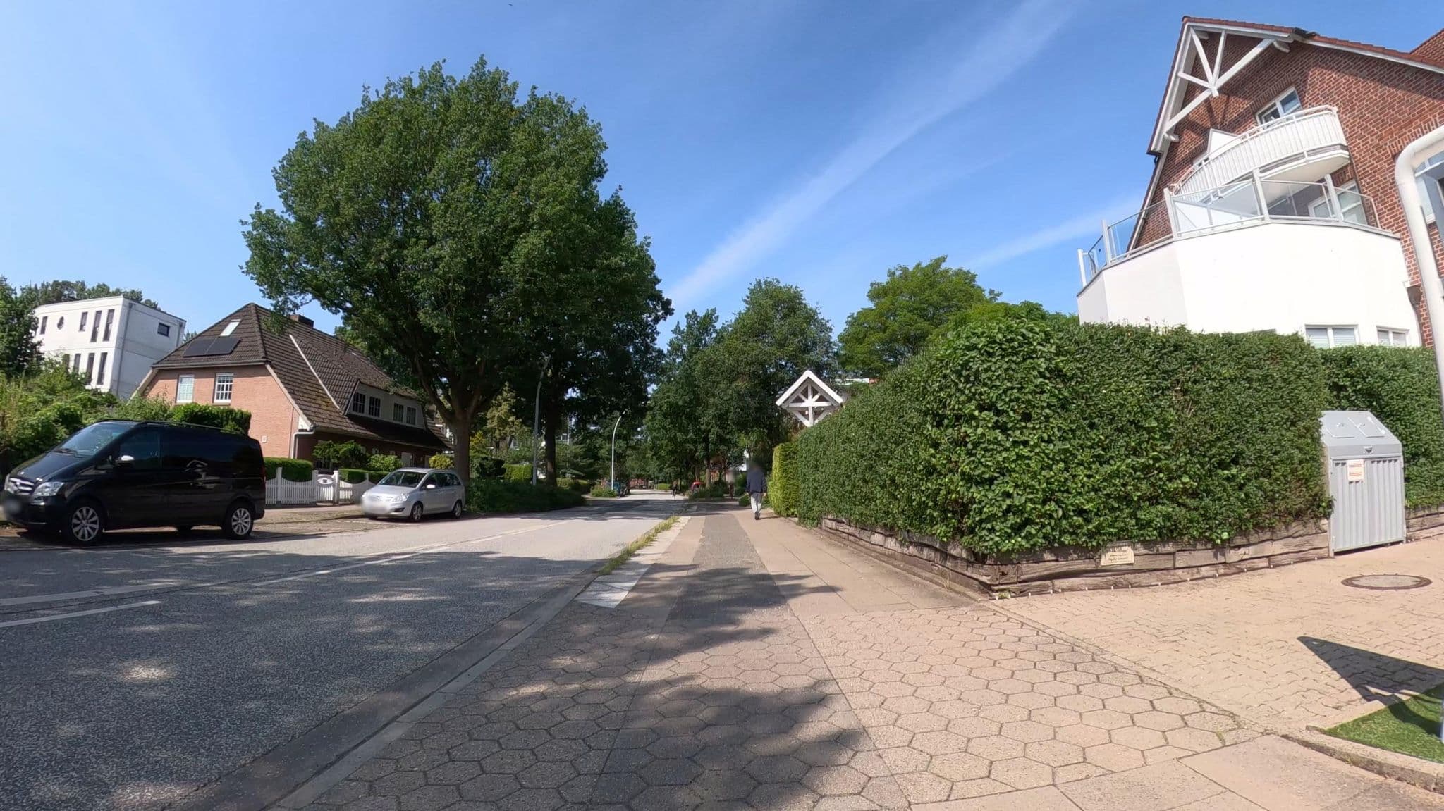 Street view near Vogels Nest, Schnelsen — © veloroute_hamburg (CC BY-SA · Mapillary)