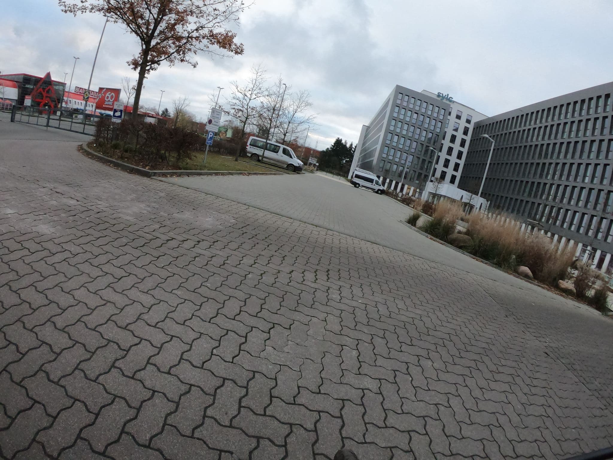 Street view near City Unterkunft Hamburg, Stellingen — © 2ce5345 (CC BY-SA · Mapillary)