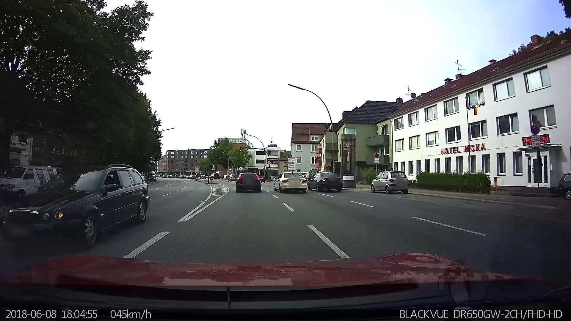 Street view near Hotel-Mona, Stellingen — © kevinq (CC BY-SA · Mapillary)