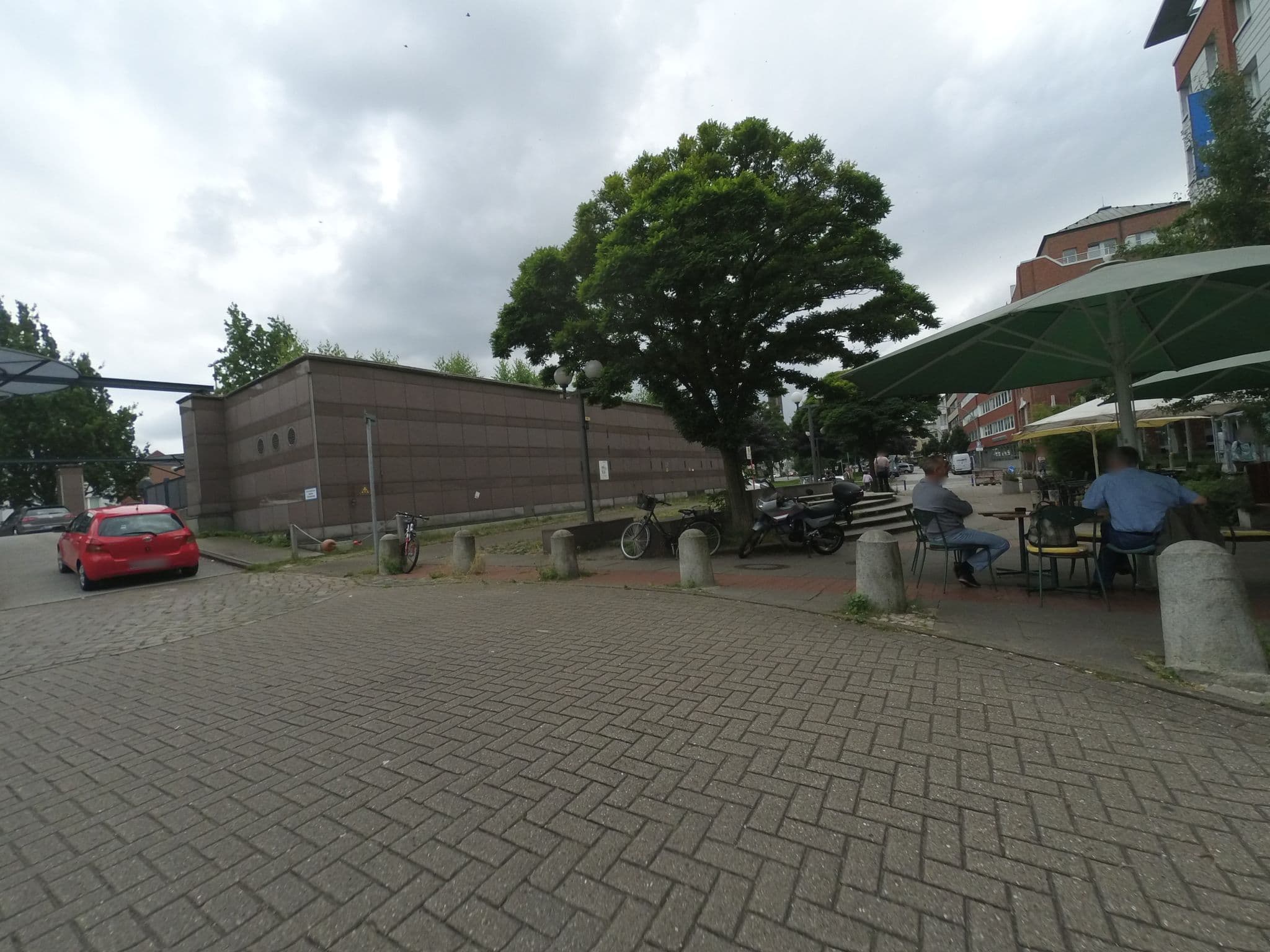 Street view near Etap Hotel Hamburg Ost Wandsbek, Wandsbek — © mjay (CC BY-SA · Mapillary)