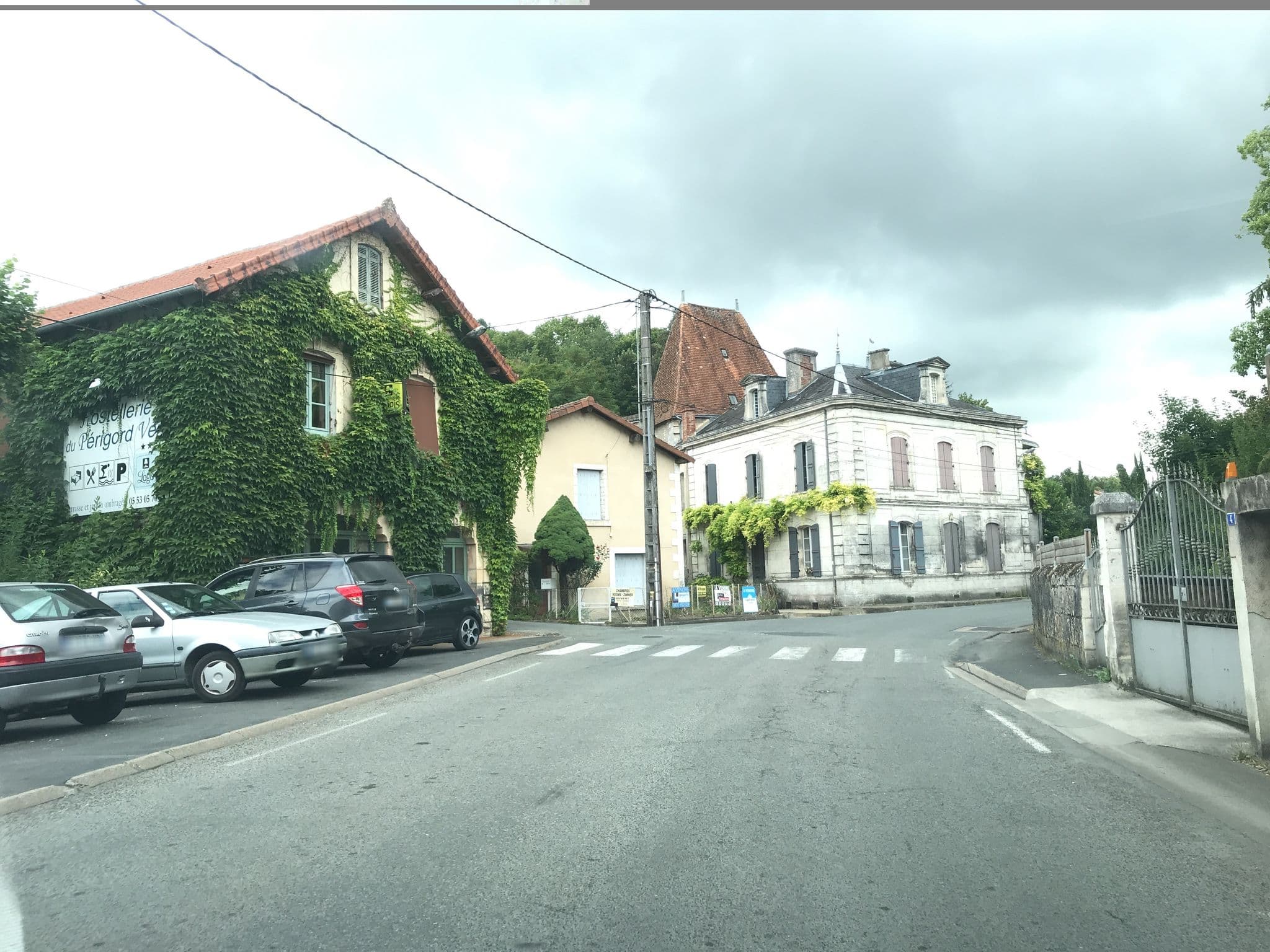 Street view near Hostellerie du Périgord Vert, Brantôme — © unmap (CC BY-SA · Mapillary)