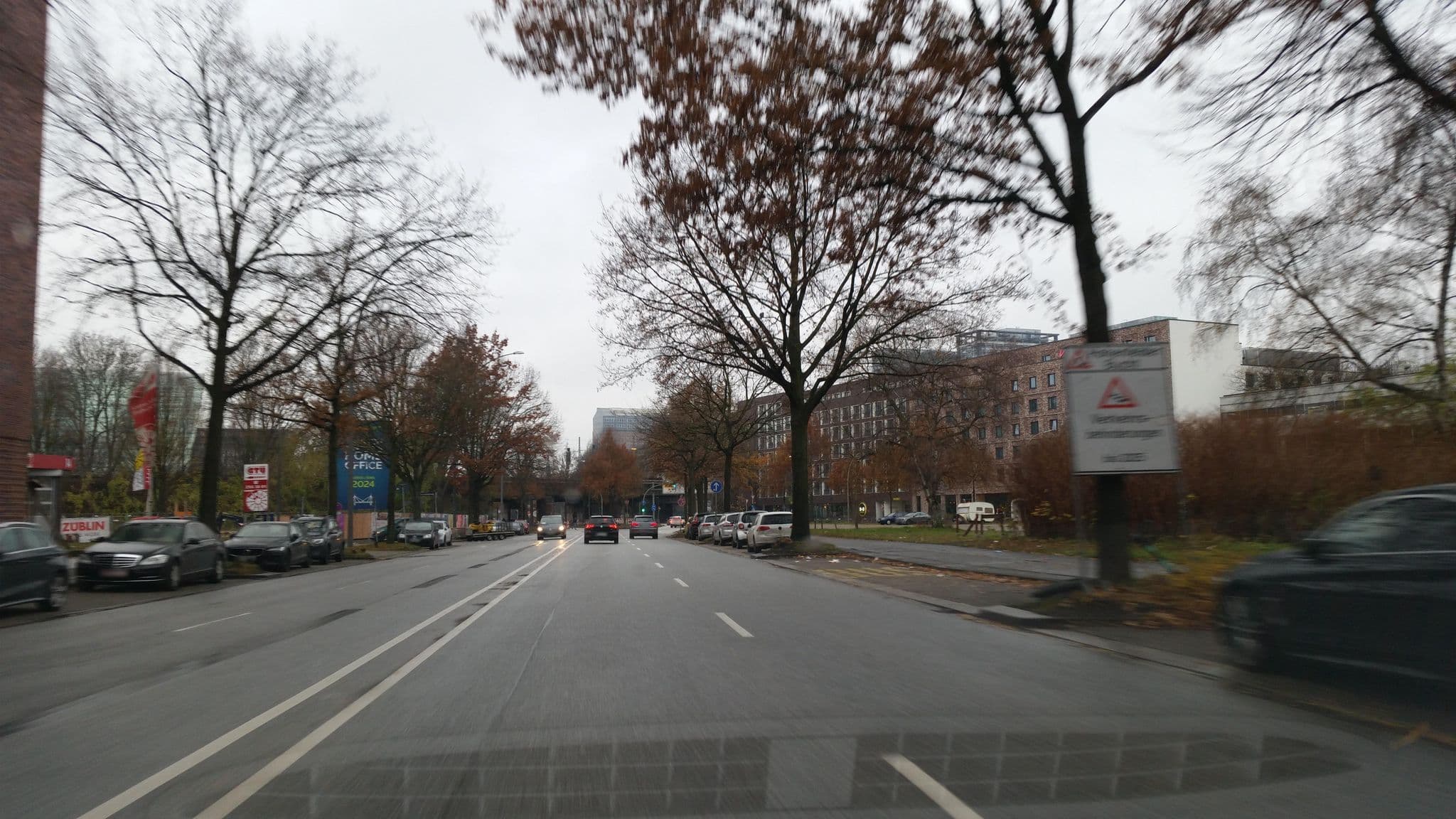 Street view near Super 8, Borgfelde — © tian (CC BY-SA · Mapillary)
