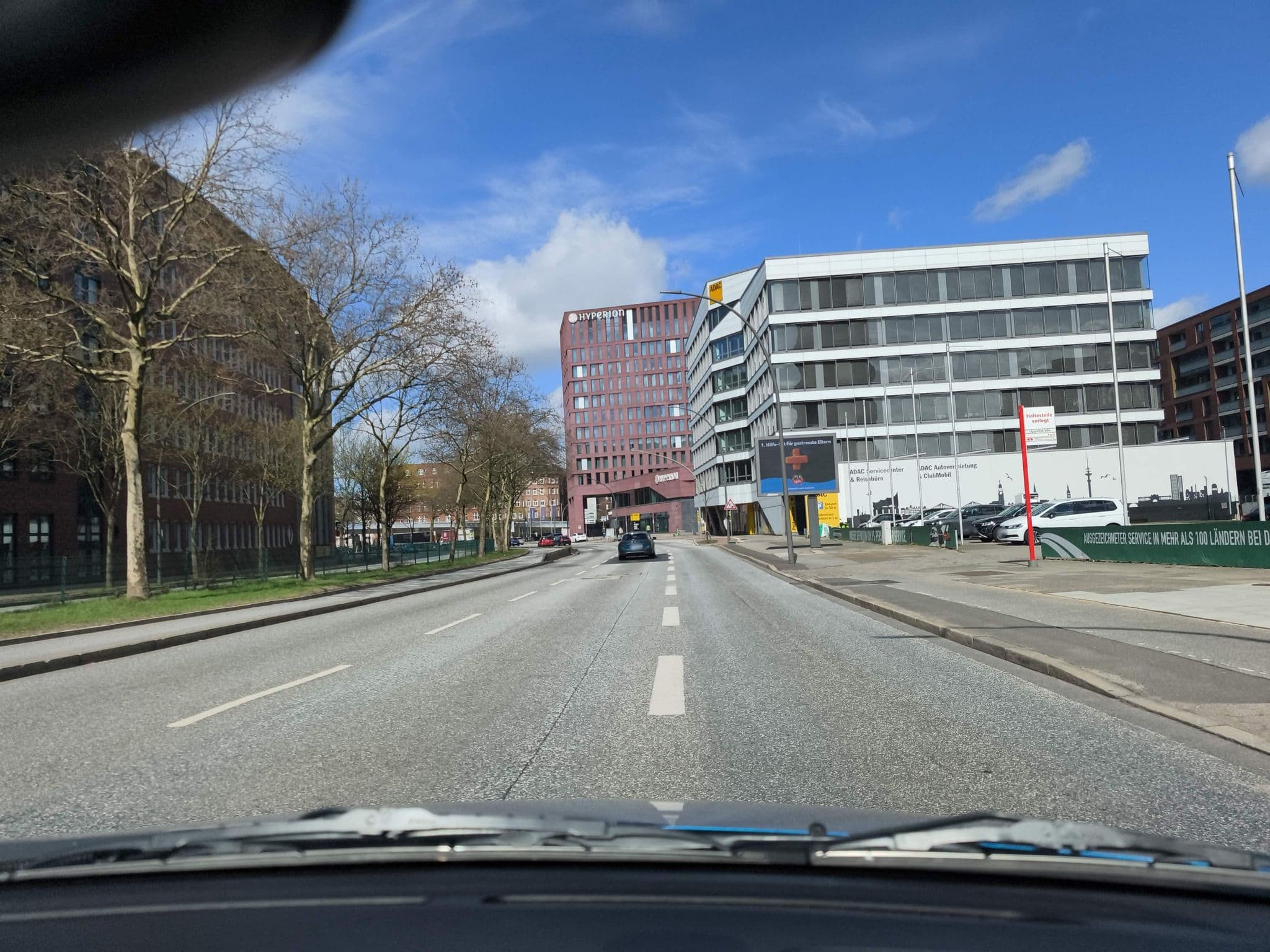 Street view near Grand City Hotel Hamburg Mitte, Hamburg-Mitte — © hotteliene (CC BY-SA · Mapillary)