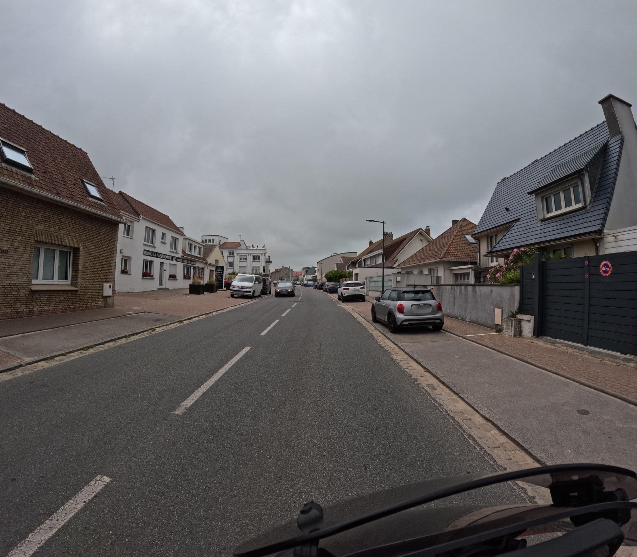 Street view near La Maison Blanche, Sangatte — © wasd42 (CC BY-SA · Mapillary)