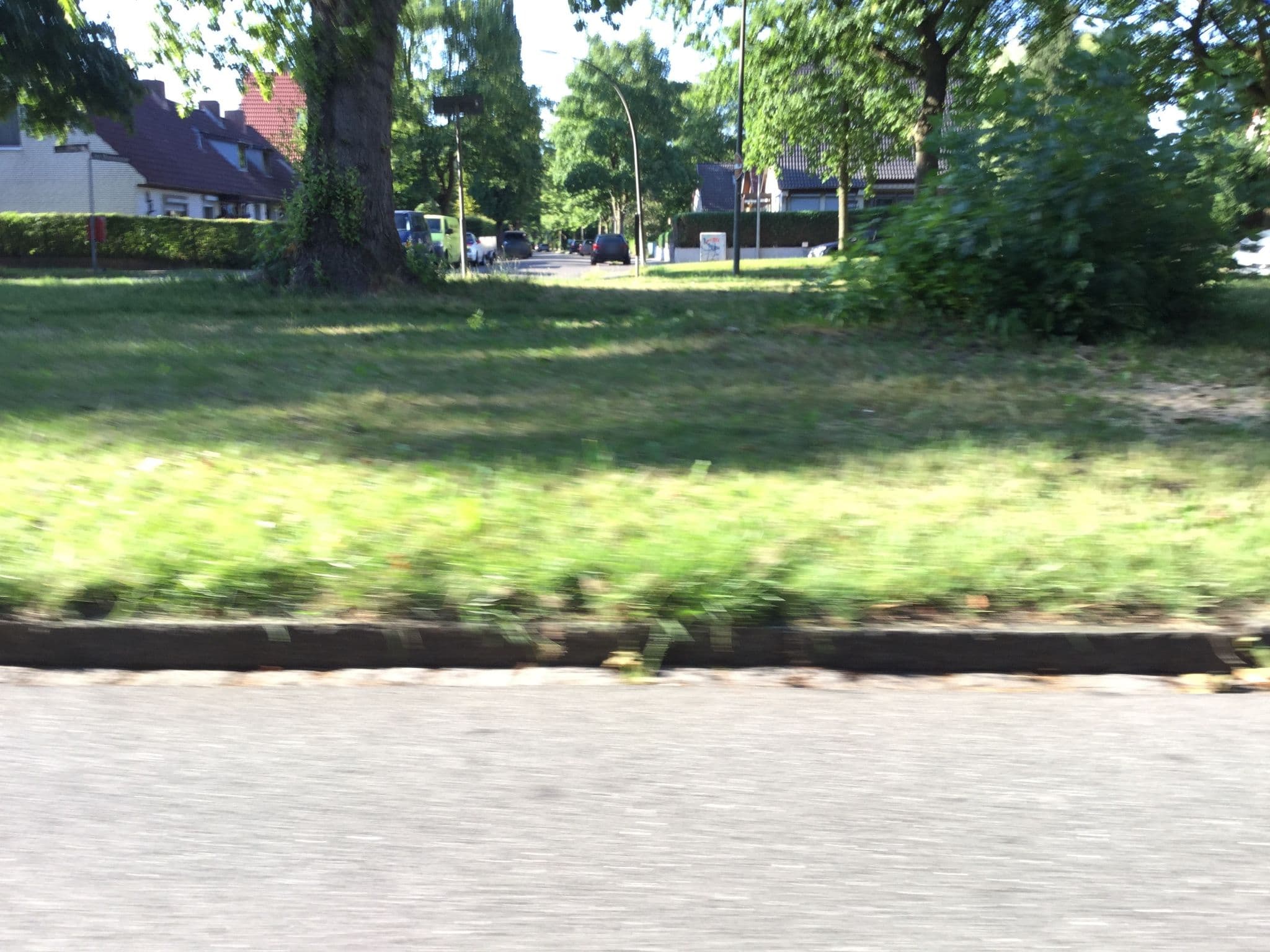Street view near Ferienhaus Stettin, Fuhlsbüttel — © veloroute_hamburg (CC BY-SA · Mapillary)