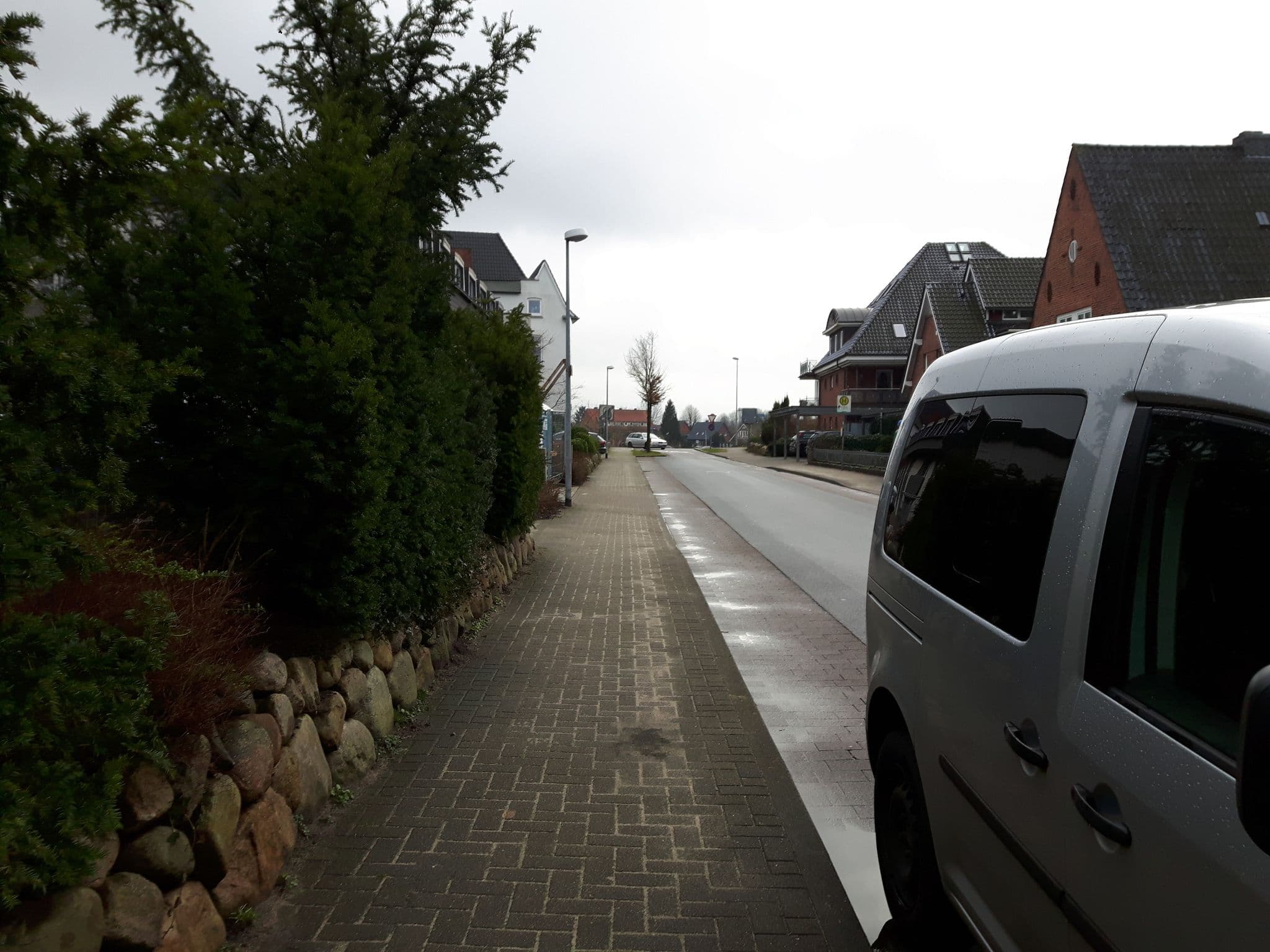 Street view near Schwedenhaus, Westerrönfeld — © wusel007 (CC BY-SA · Mapillary)