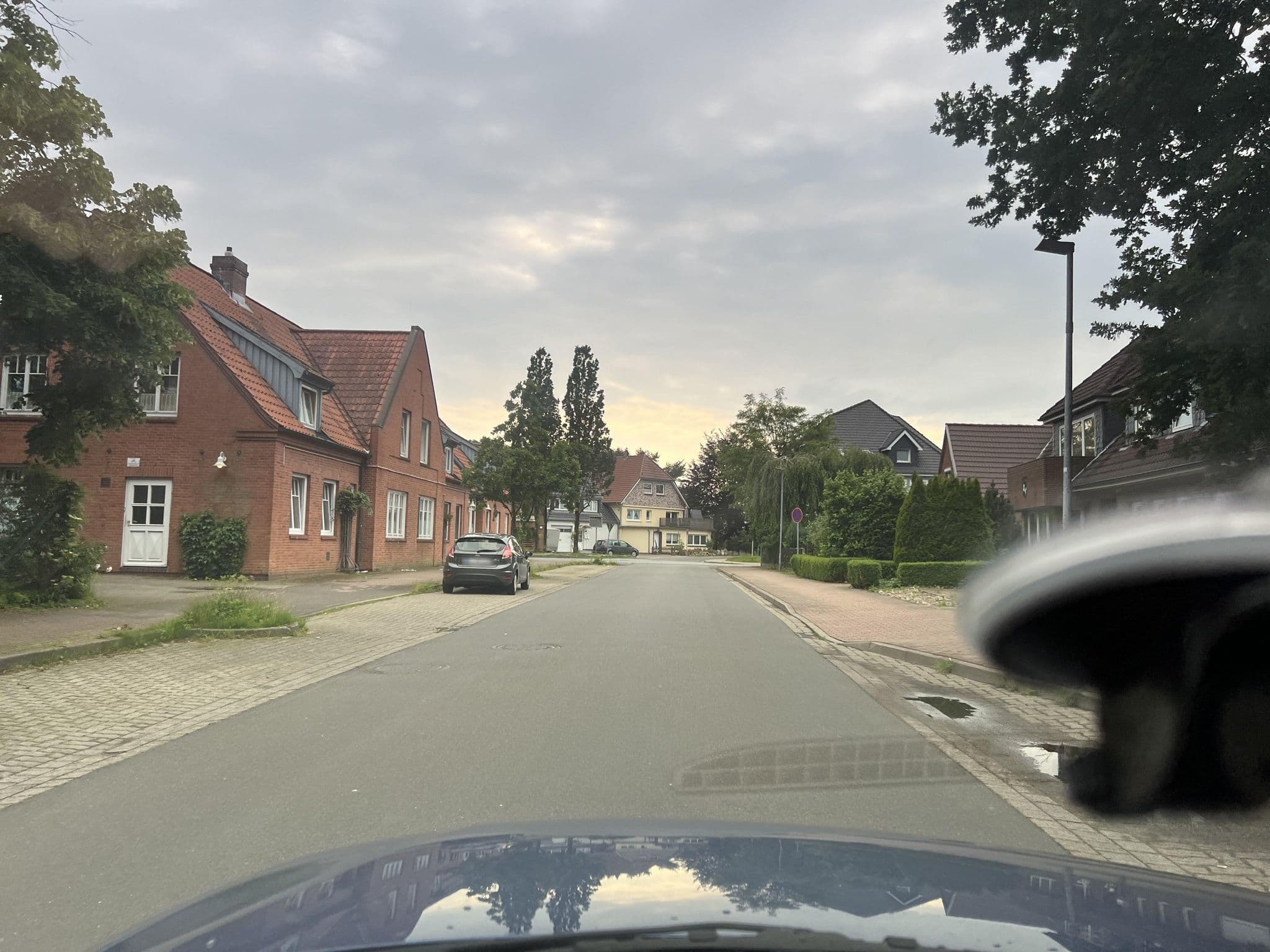 Street view near Stadt Hamburg, Heide — © robffm (CC BY-SA · Mapillary)