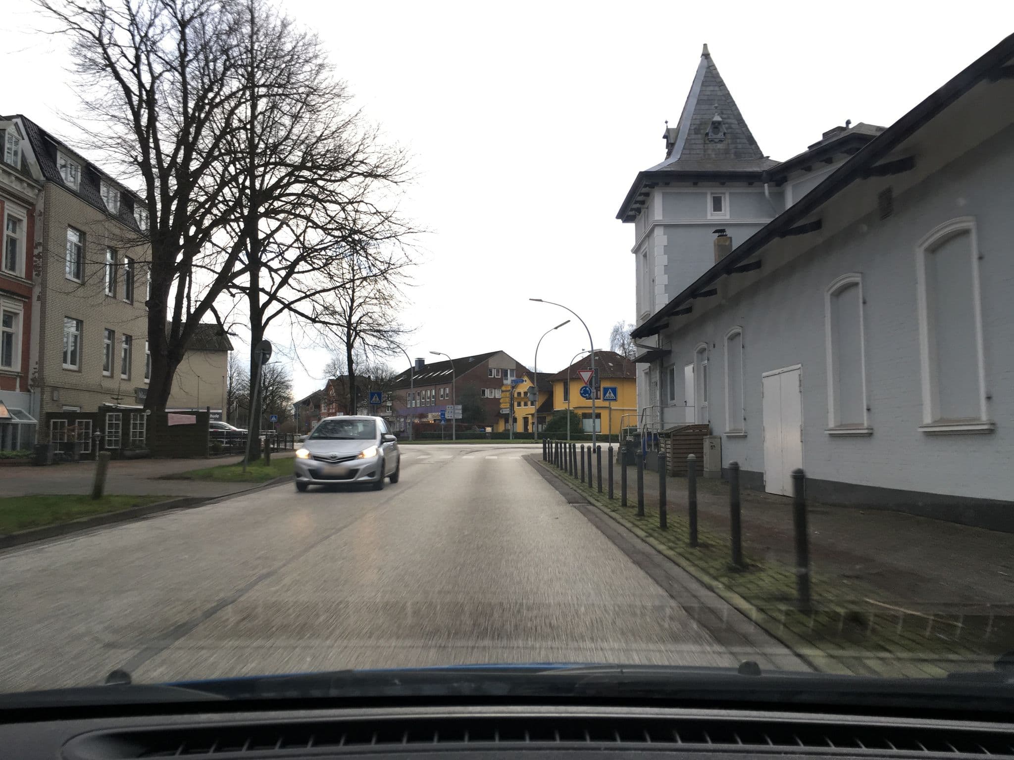 Street view near Hotel Adler Christoph Nörtemann, Itzehoe — © hotteliene (CC BY-SA · Mapillary)