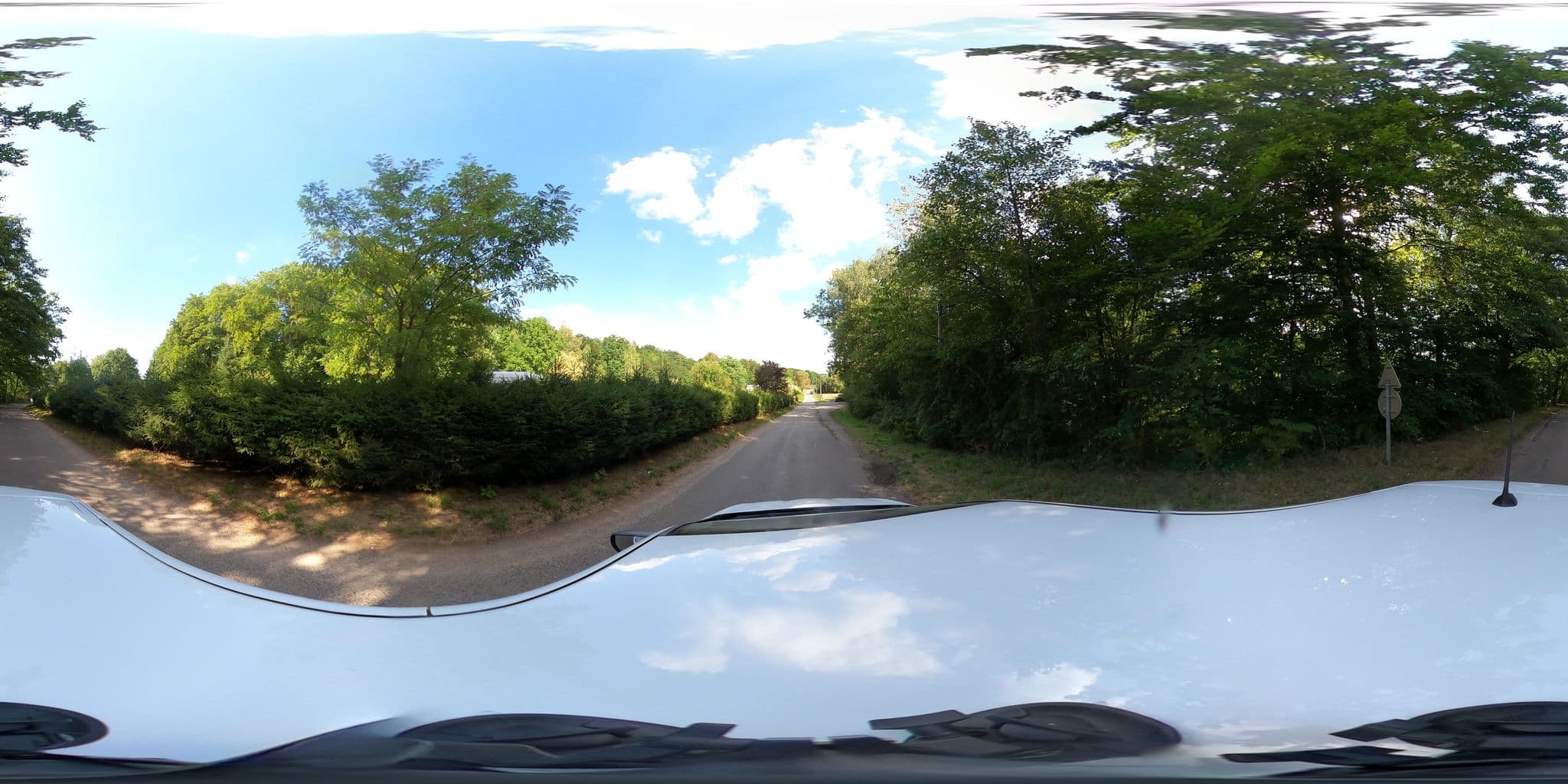Street view near Camping à la Ferme Champ Miguet, Les Forges — © andrianjakavah (CC BY-SA · Mapillary)