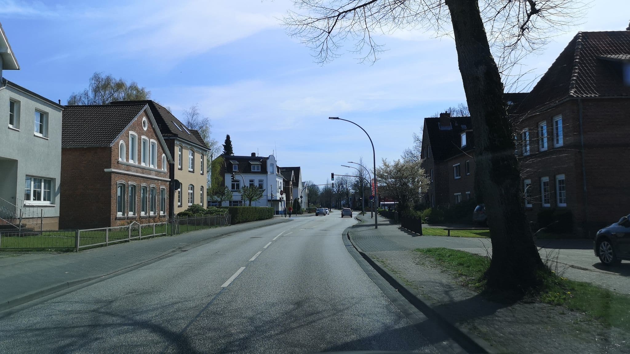 Street view near Gasthaus Itzehoe, Heiligenstedten — © hagbartceline (CC BY-SA · Mapillary)