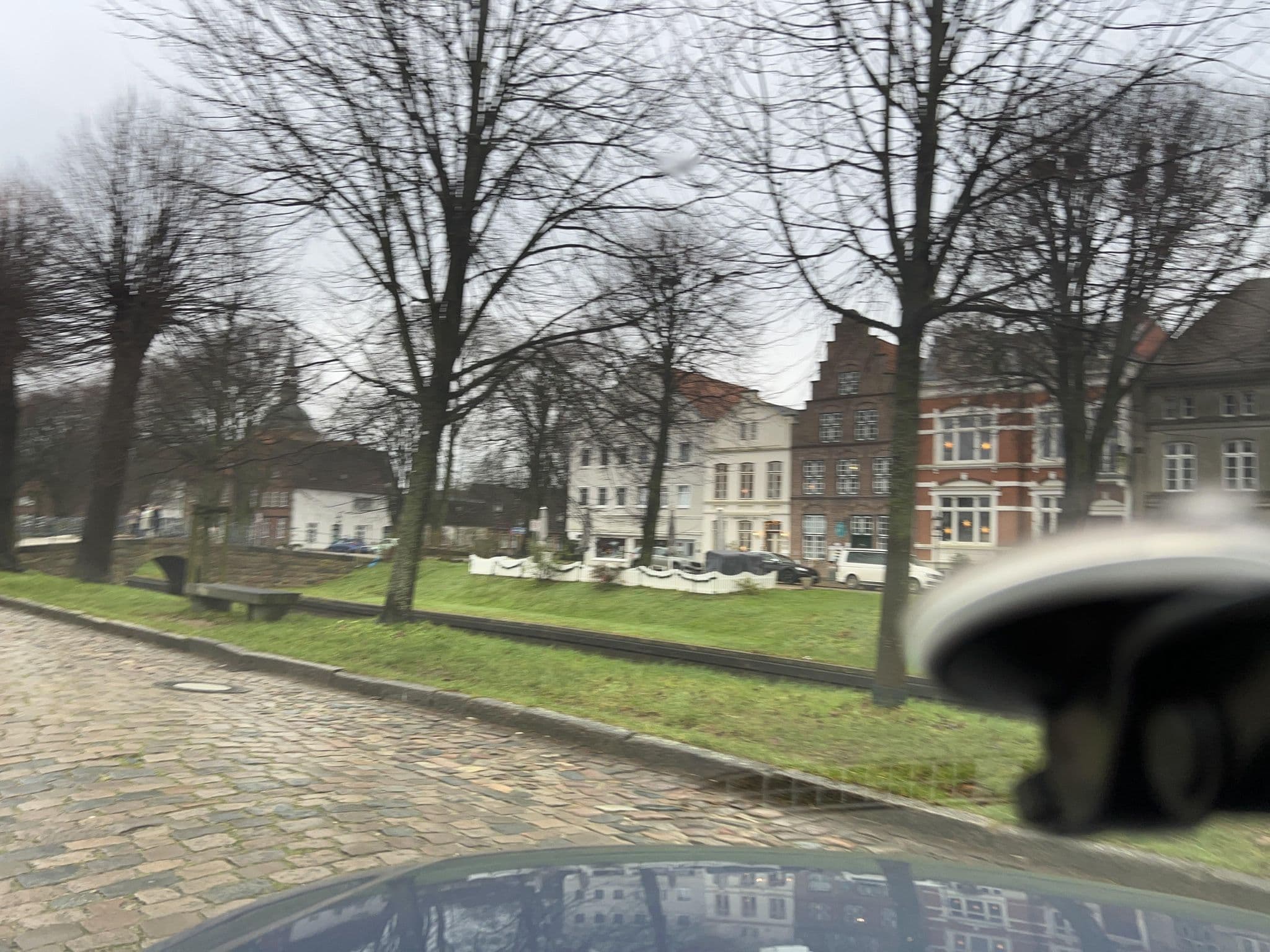 Street view near Froschhaus, Lehe — © robffm (CC BY-SA · Mapillary)