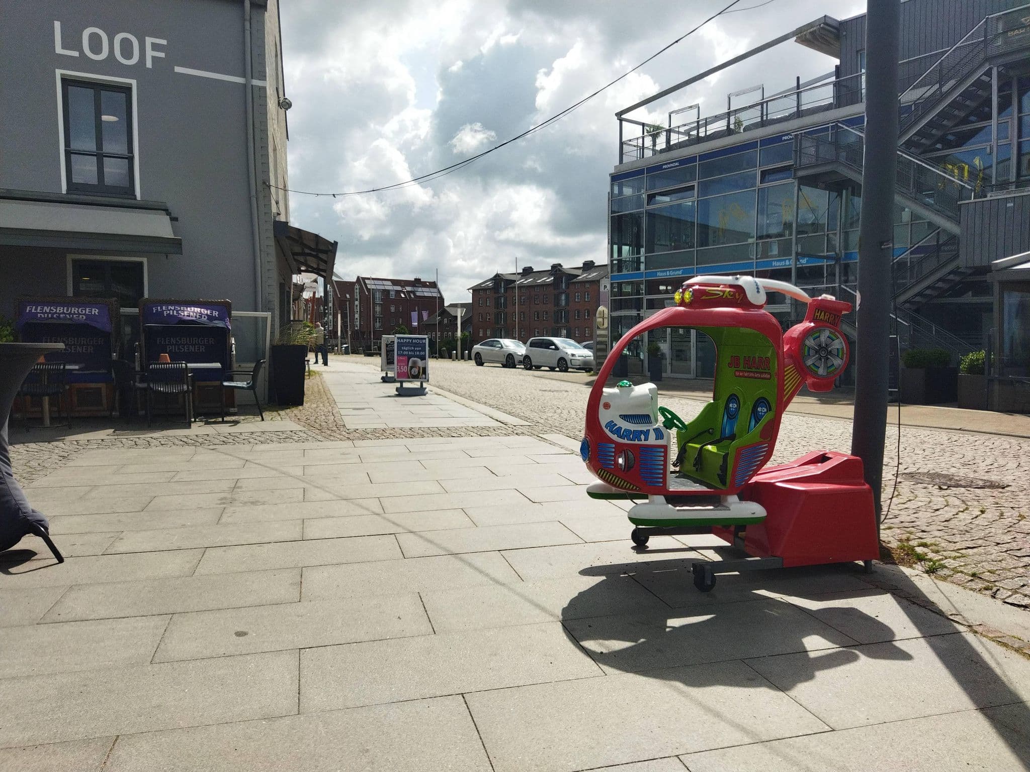 Street view near Hotel Windrose, Husum — © changchun1 (CC BY-SA · Mapillary)