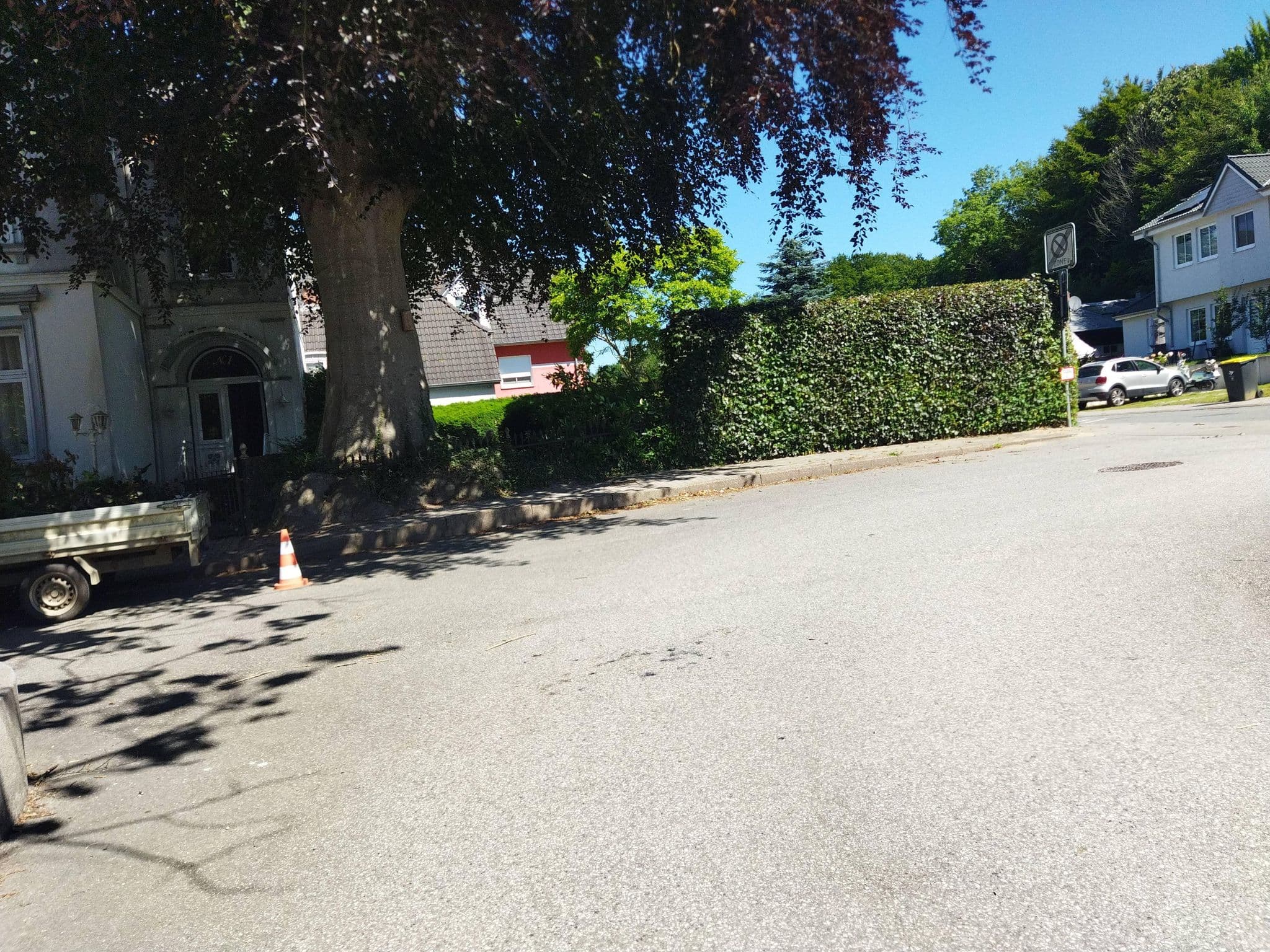 Street view near Ferienwohnungen am Schlosspark, Glücksburg — © changchun1 (CC BY-SA · Mapillary)