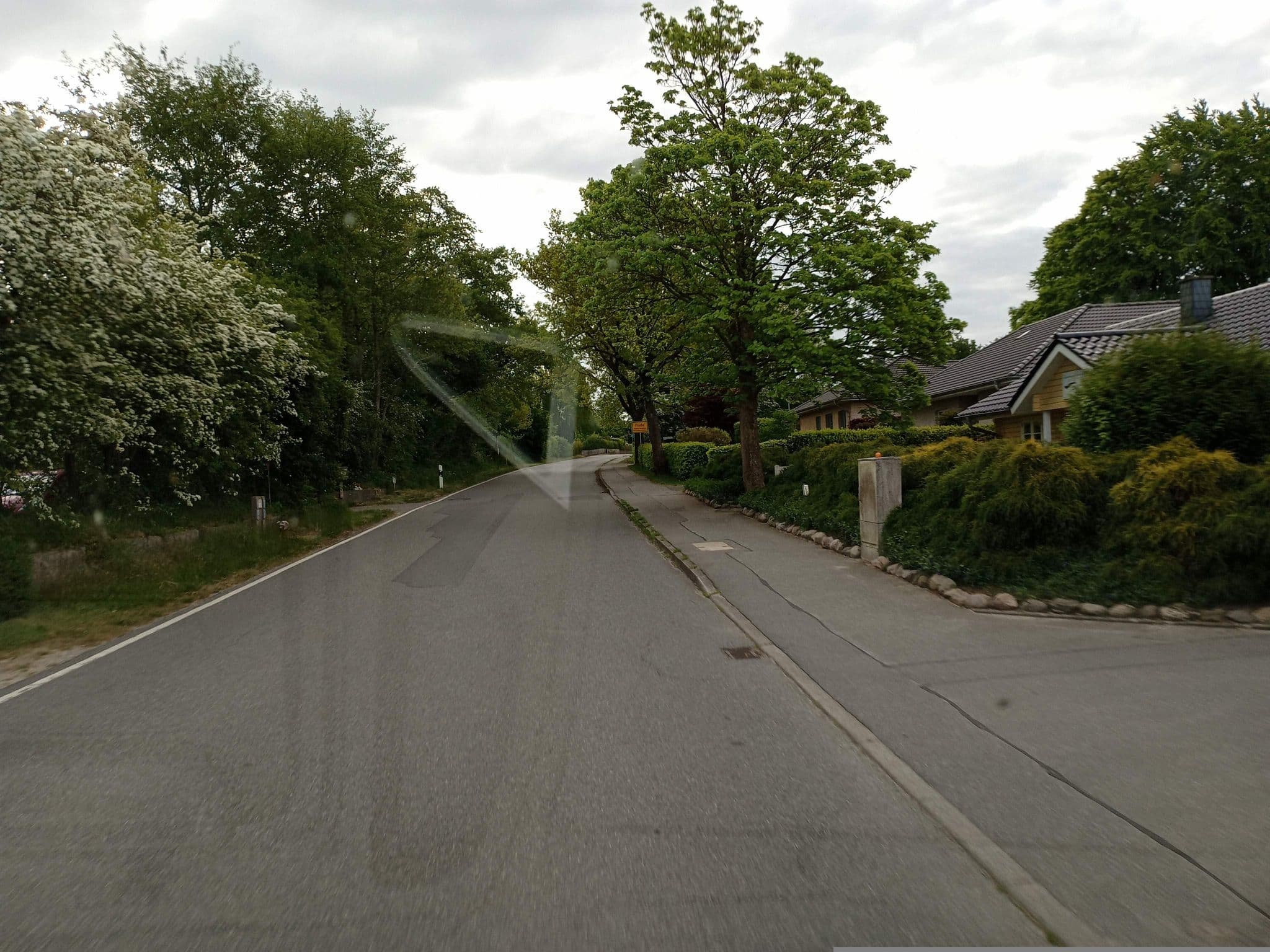 Street view near Ferienwohnung Glücksburg-Rüdeheck, Glücksburg — © atze02 (CC BY-SA · Mapillary)
