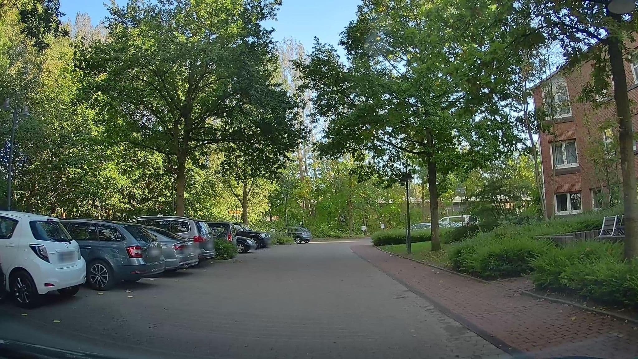 Street view near GHOTEL GmbH, Kronshagen — © hendel (CC BY-SA · Mapillary)