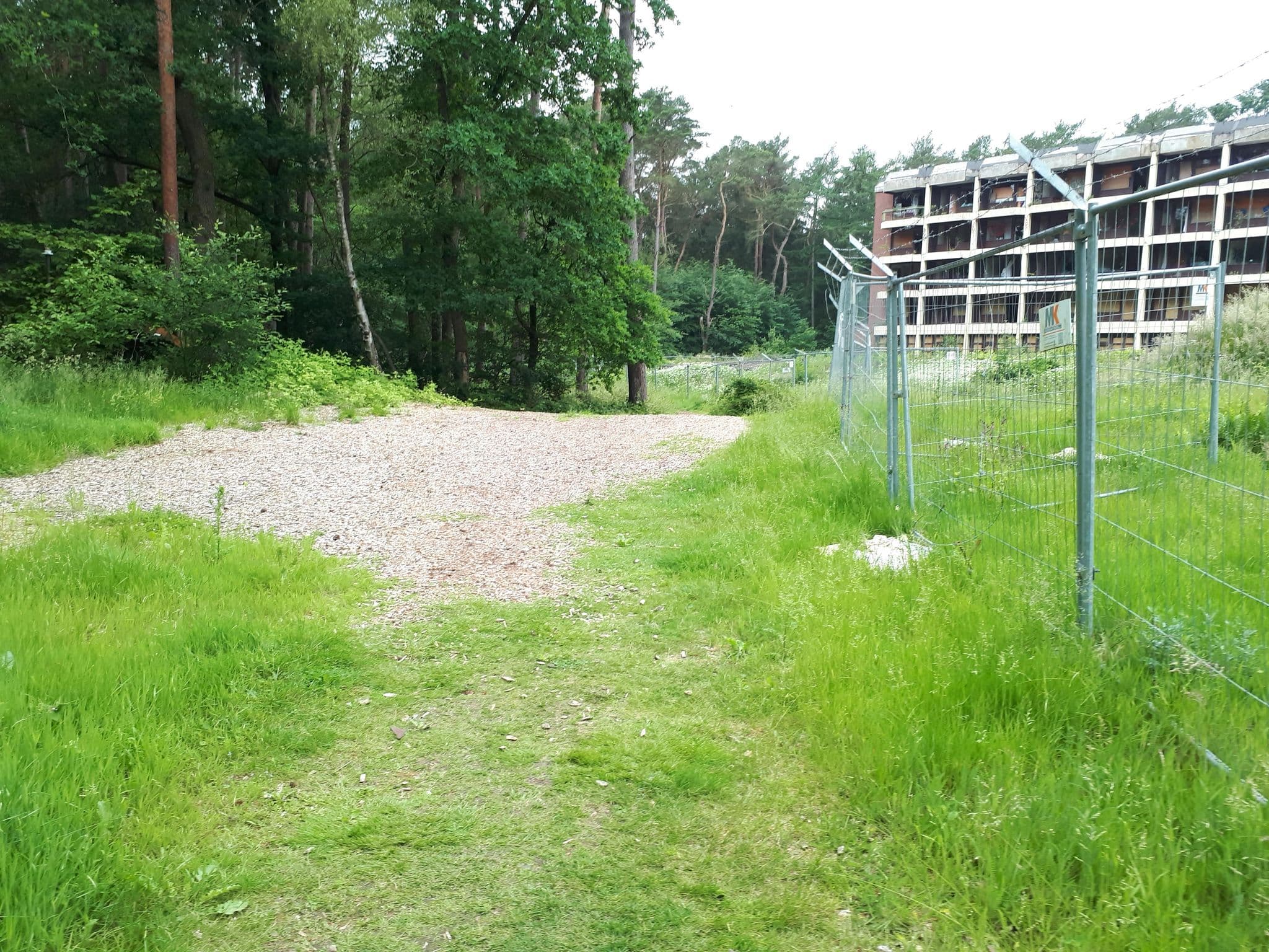 Street view near German Hospitality Management GmbH, Bad Bramstedt — © terminal_burgundy (CC BY-SA · Mapillary)