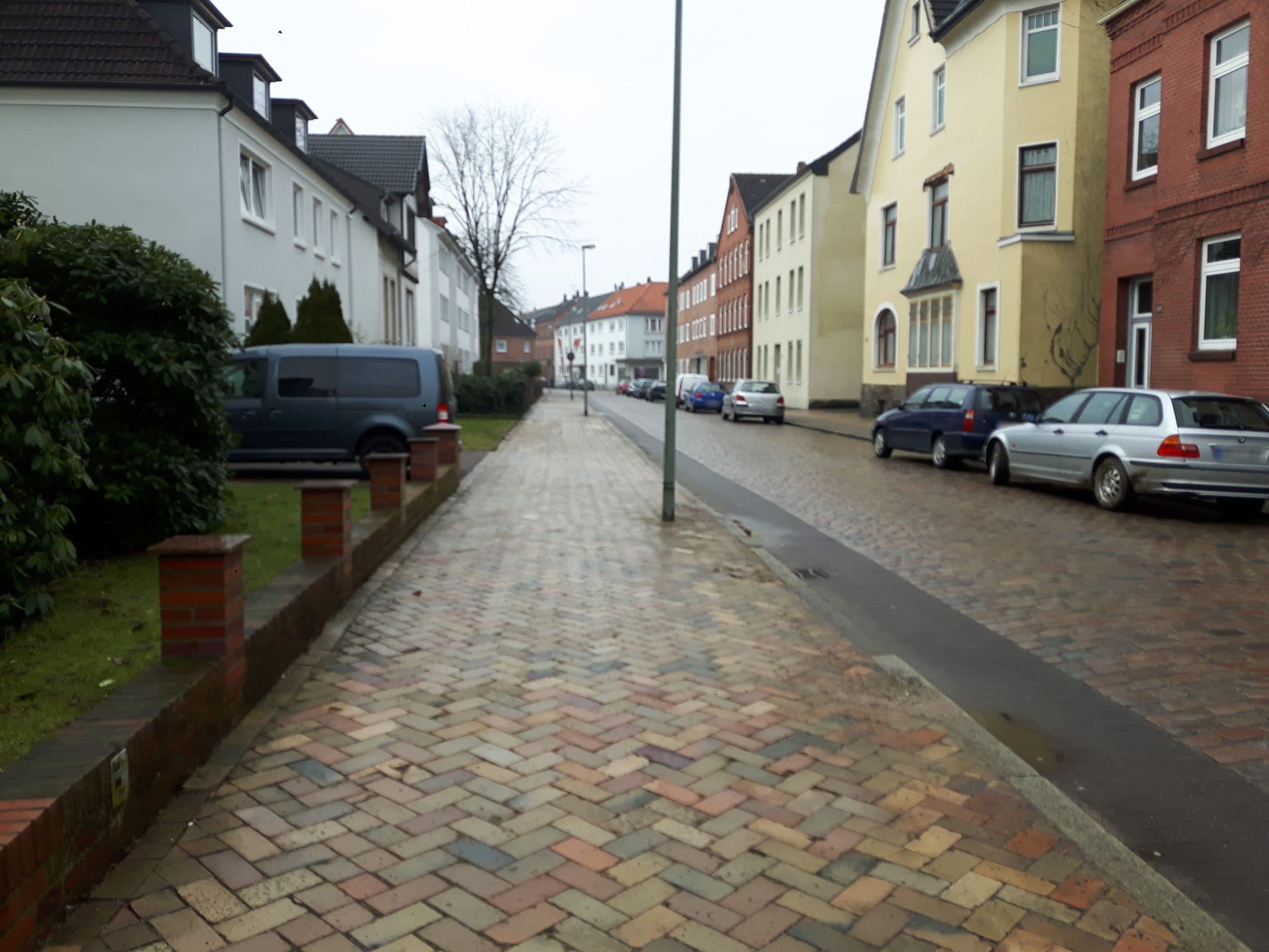 Street view near Fiala Home, Neumünster — © wusel007 (CC BY-SA · Mapillary)