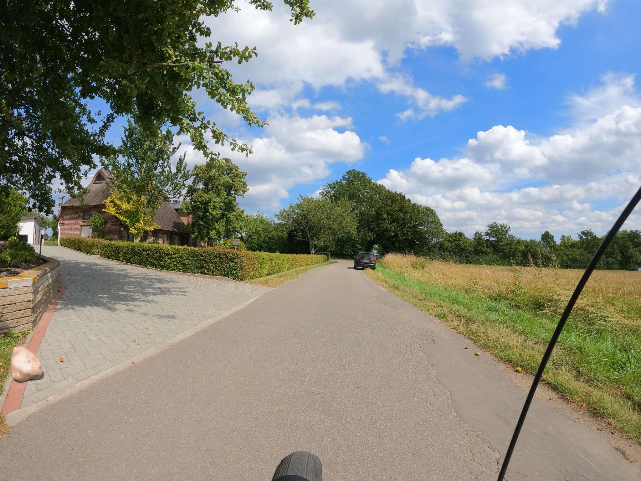 Street view near Ferienwohnungen Husfeld, Steinberg — © flyhigh79 (CC BY-SA · Mapillary)