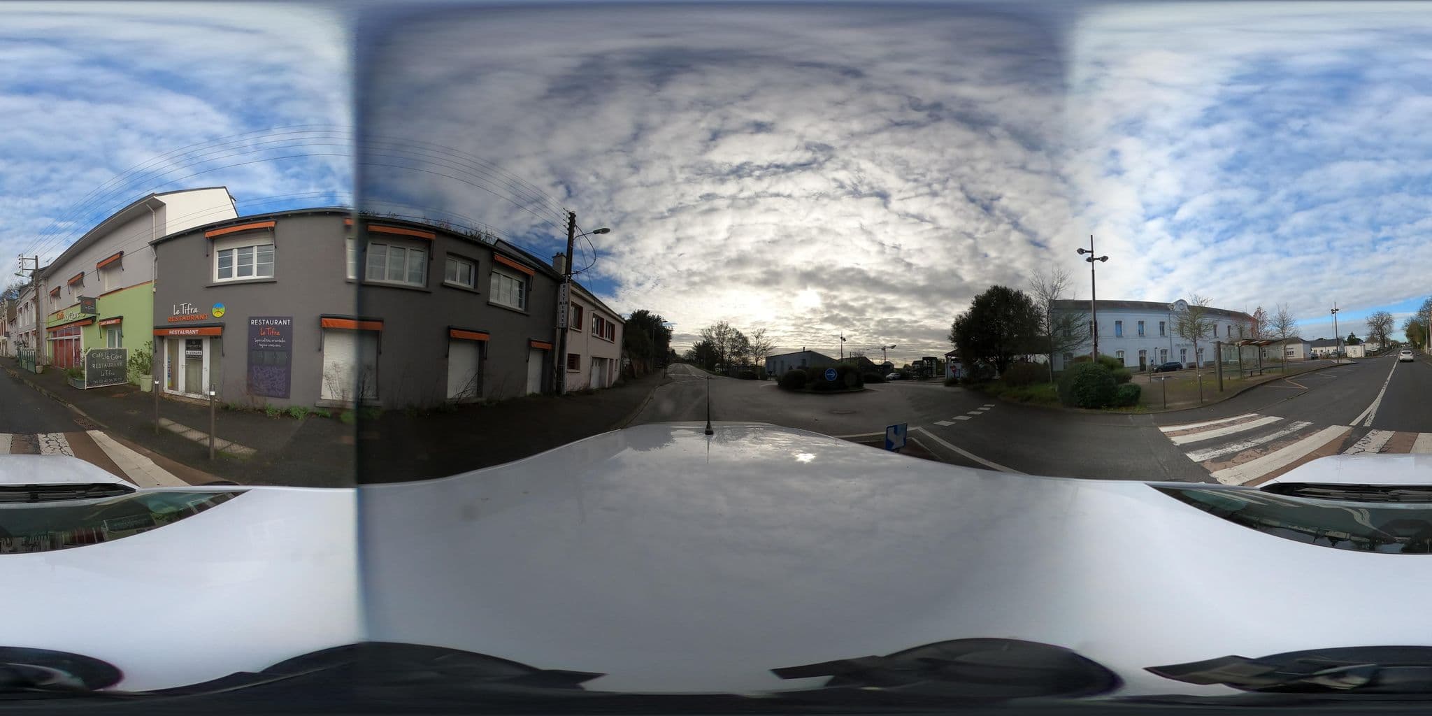Street view near Hôtel de la Gare, Savenay — © CCES_Voirie (CC BY-SA · Mapillary)