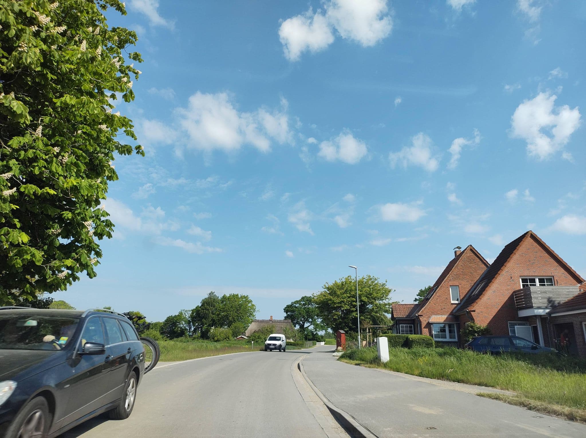 Street view near Sattelberger, Gelting — © thetornado76 (CC BY-SA · Mapillary)