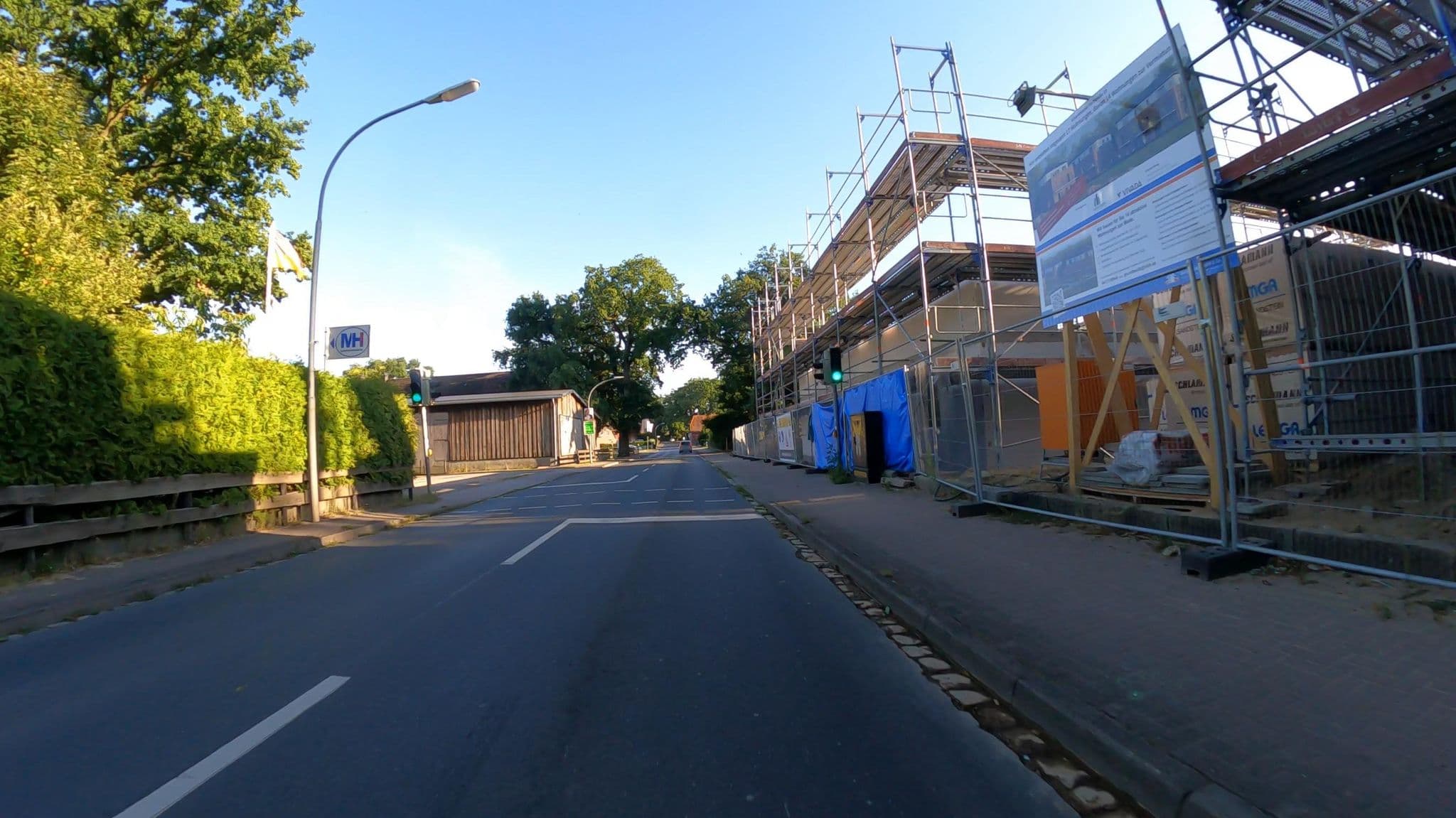 Street view near Gasthaus Kruse, Winsen — © veloroute_hamburg (CC BY-SA · Mapillary)