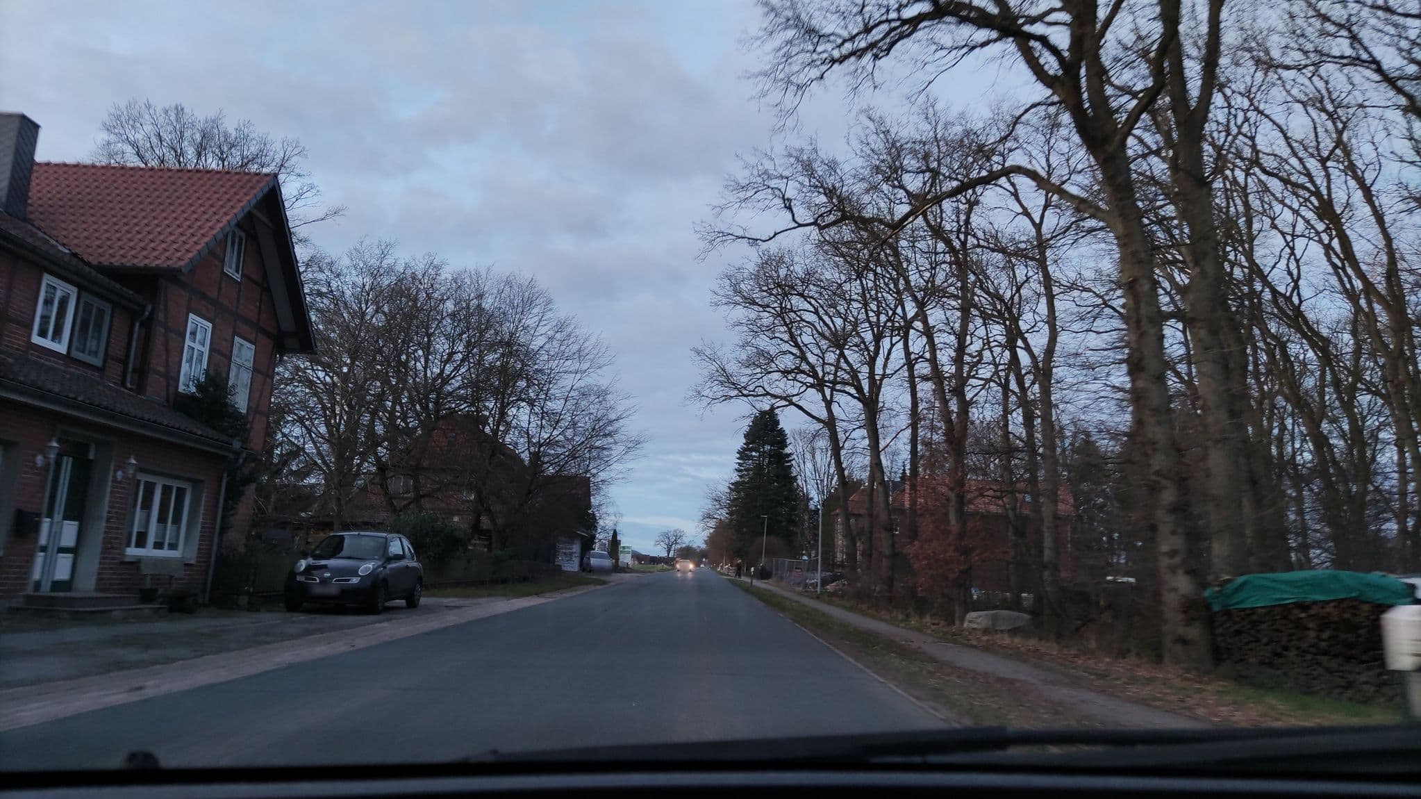 Street view near Landgut Lopautal, Amelinghausen — © hotteliene (CC BY-SA · Mapillary)