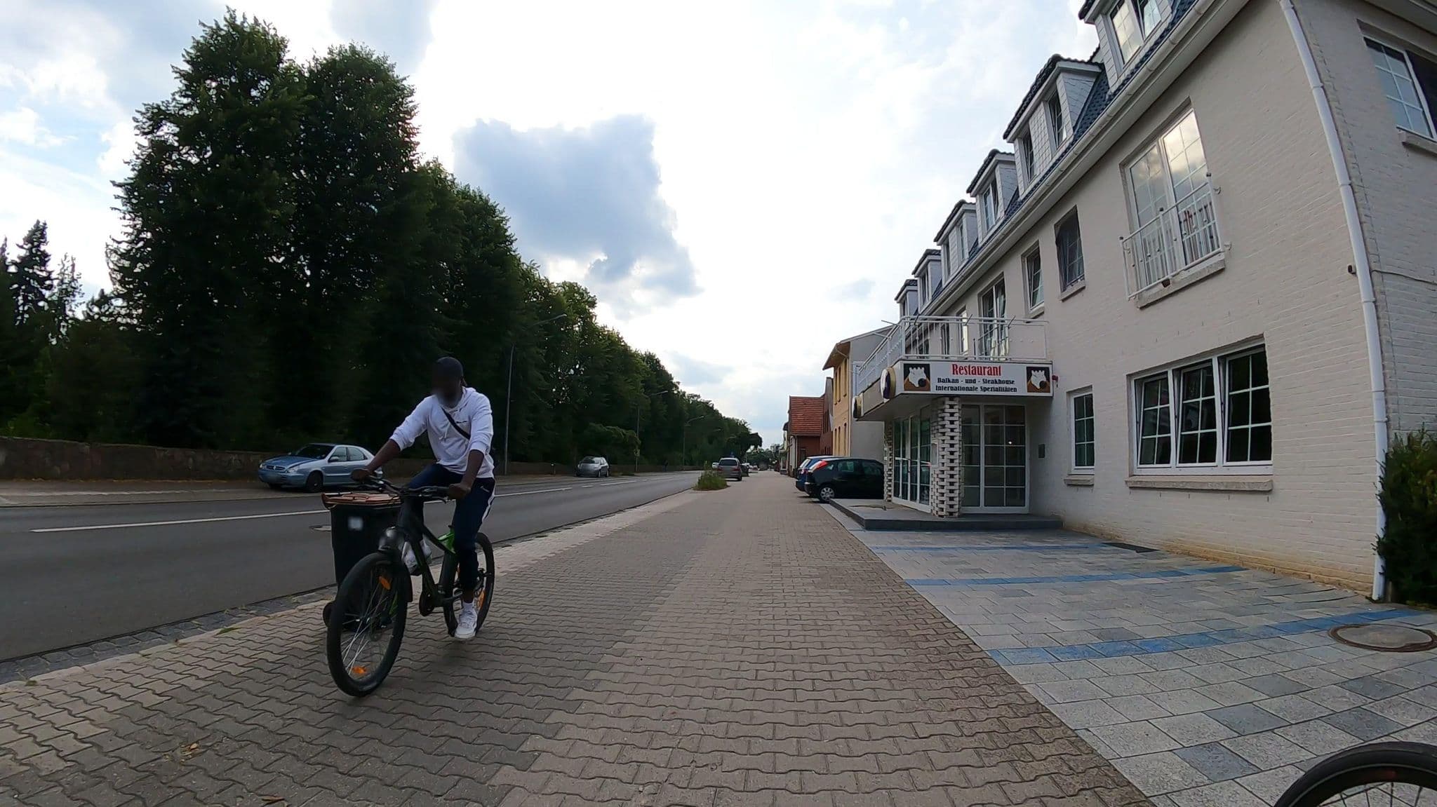Street view near Hotel Europa, Winsen — © veloroute_hamburg (CC BY-SA · Mapillary)