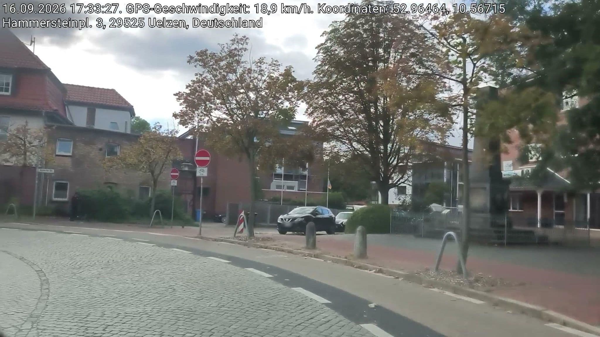 Street view near Hotel am Hammersteinplatz, Uelzen — © hotteliene (CC BY-SA · Mapillary)