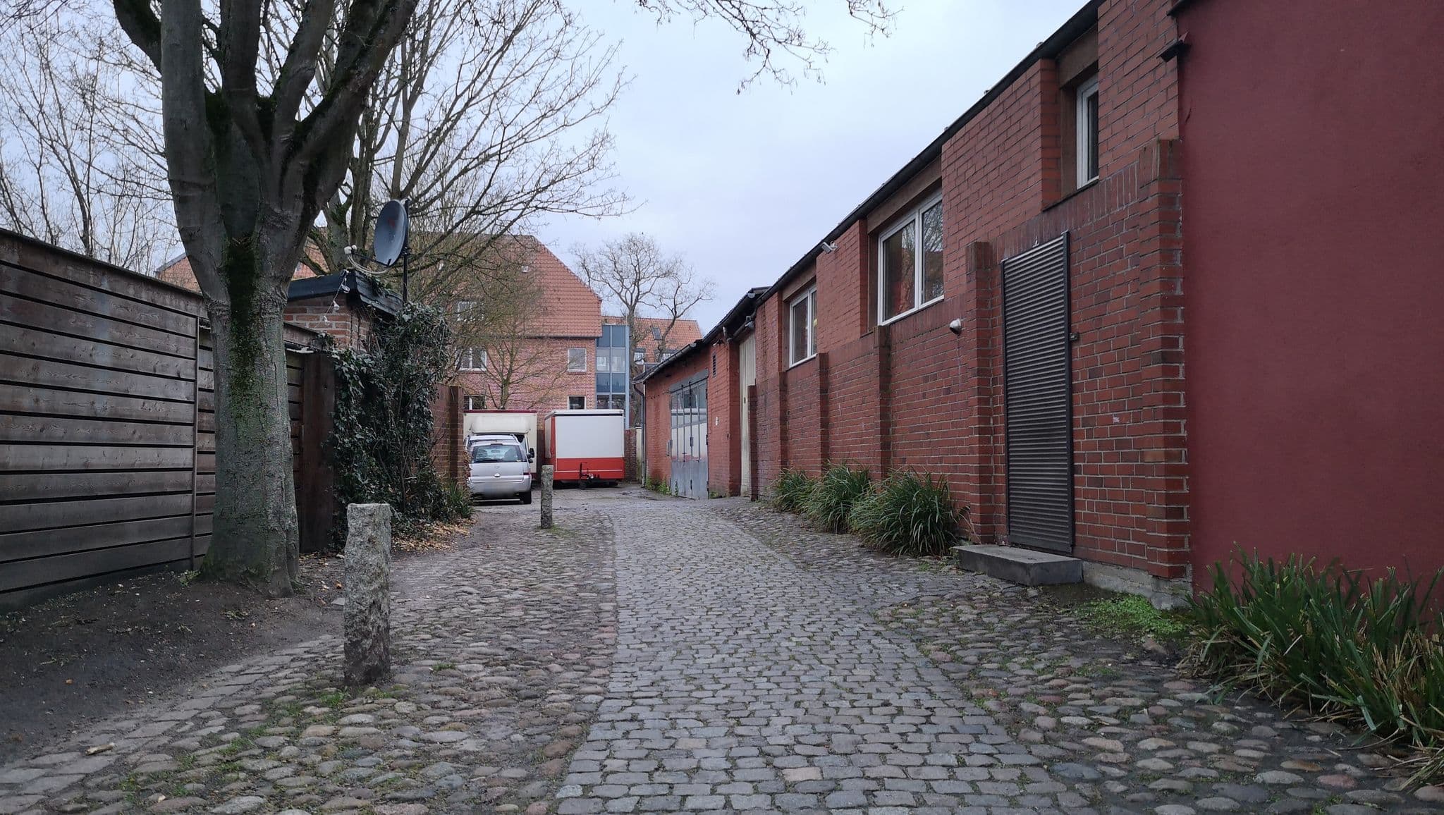 Street view near Haus auf dem Meere, Lüneburg — © rabeaed (CC BY-SA · Mapillary)