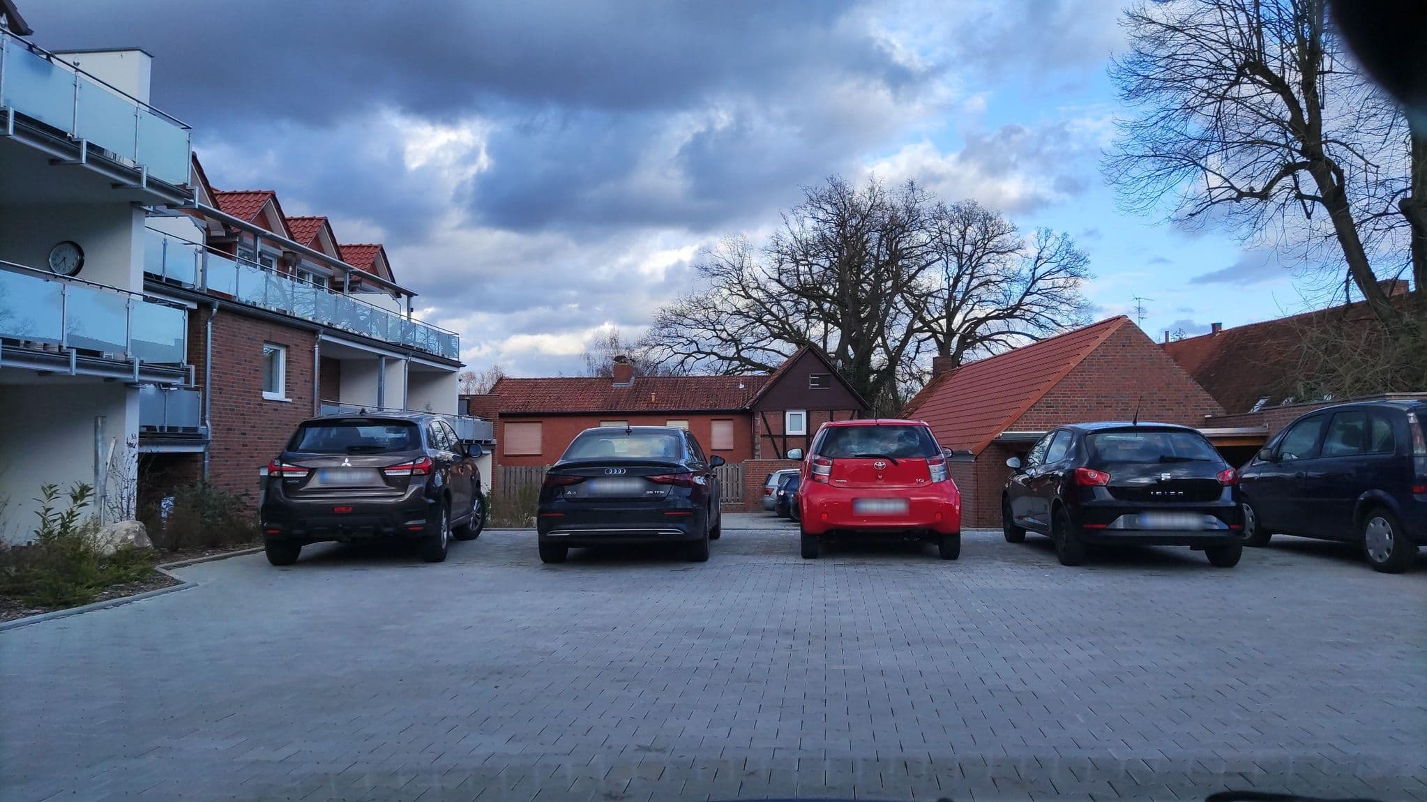 Street view near Hotel Heidekrug, Bad Bevensen — © hotteliene (CC BY-SA · Mapillary)